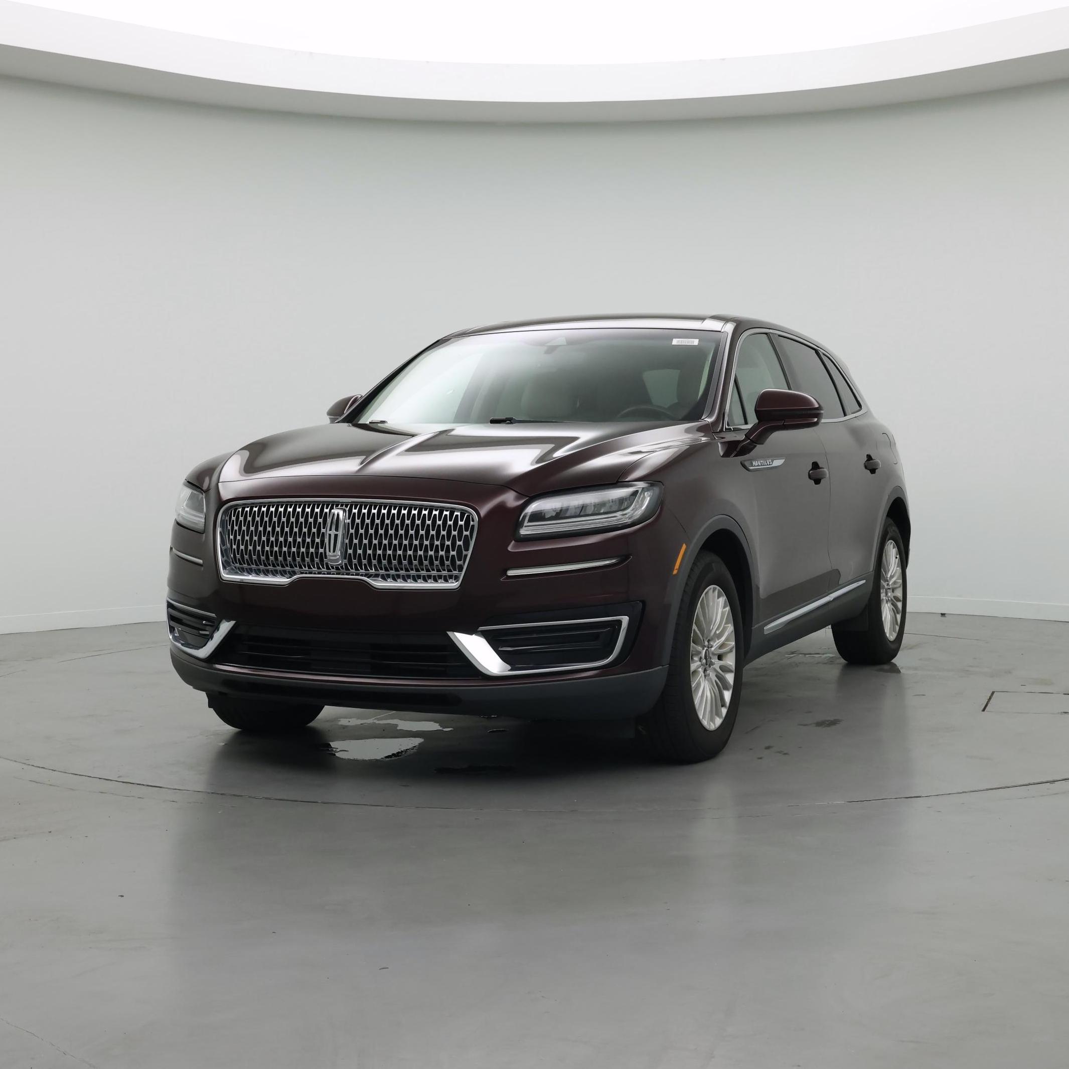 Thumbnail: 2019 Lincoln Nautilus - 4