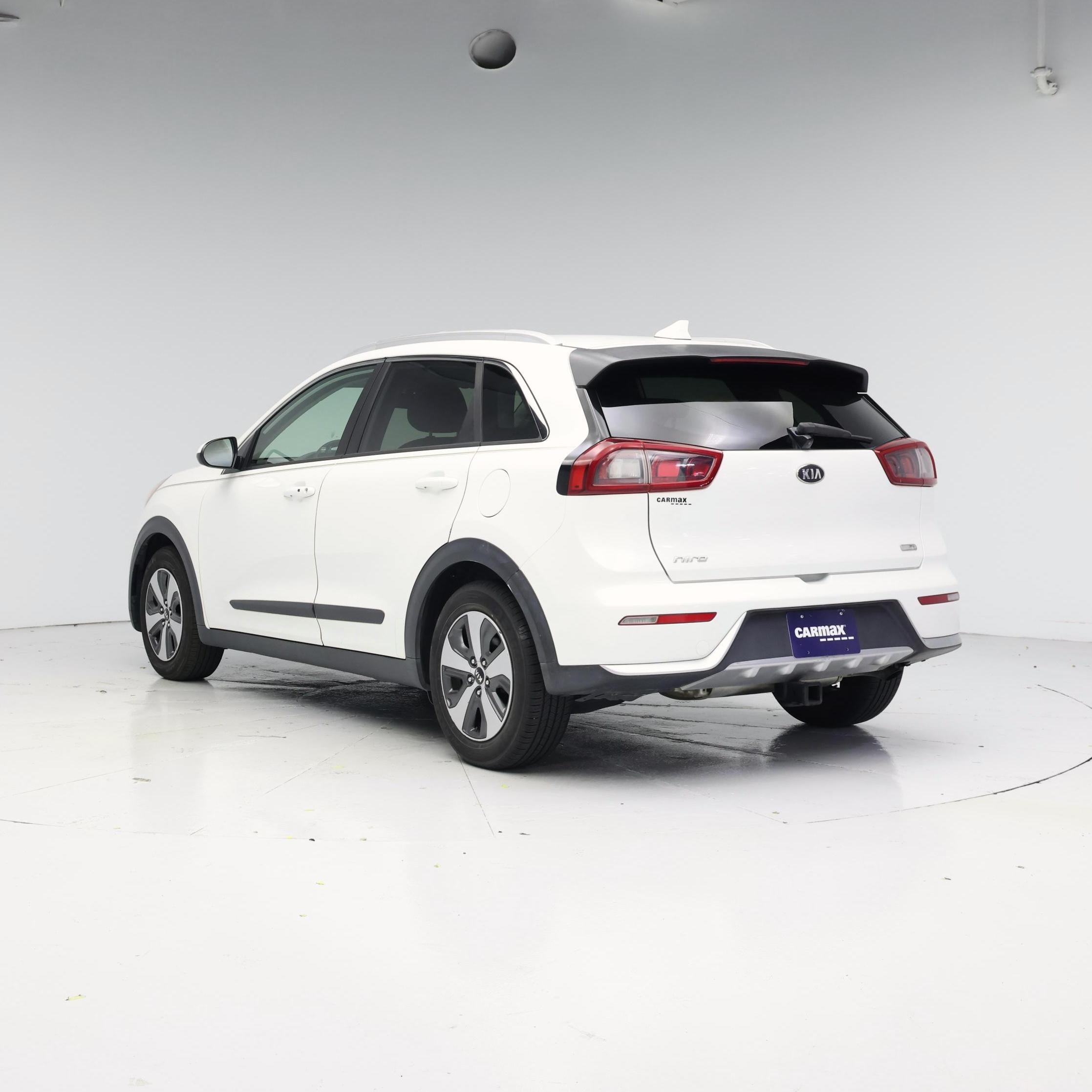 Thumbnail: 2017 Kia Niro - 2