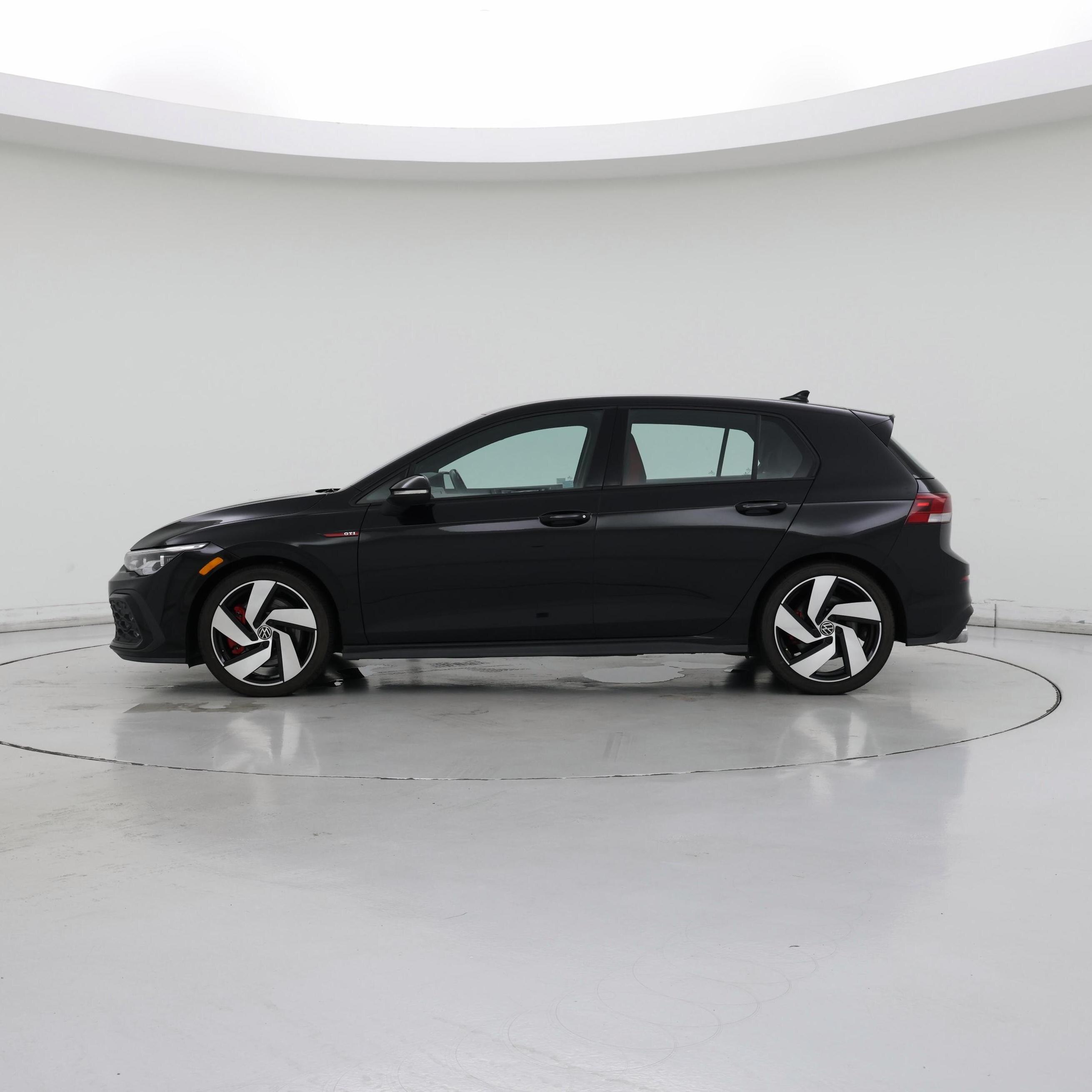 Thumbnail: 2024 Volkswagen Golf - 3