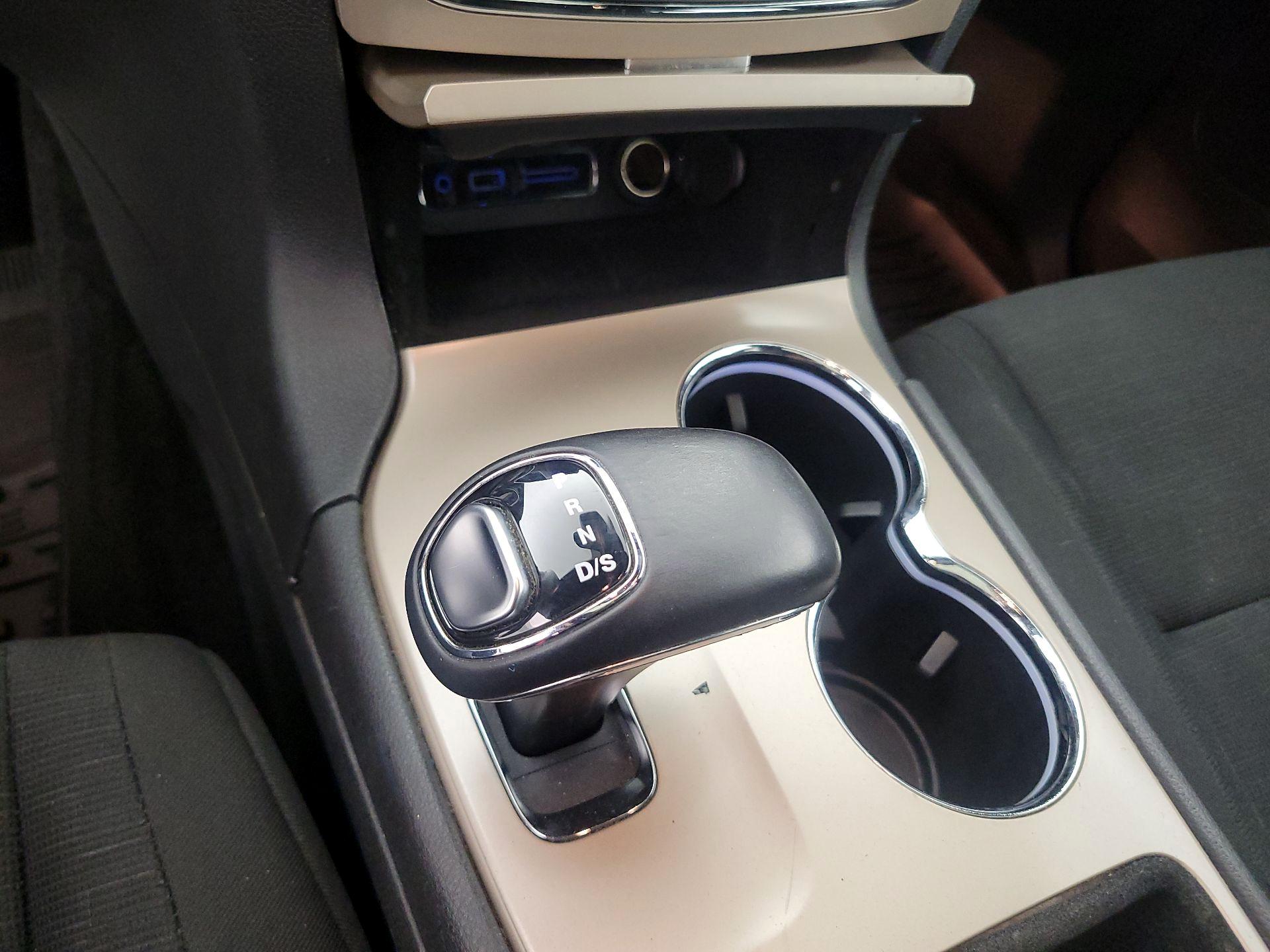 Thumbnail: 2014 Jeep Grand Cherokee - 16
