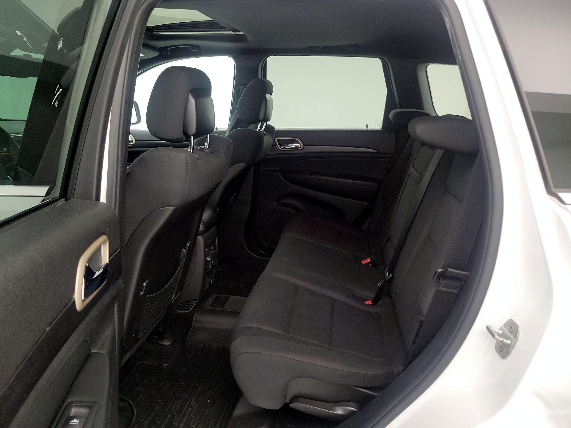 Thumbnail: 2014 Jeep Grand Cherokee - 19