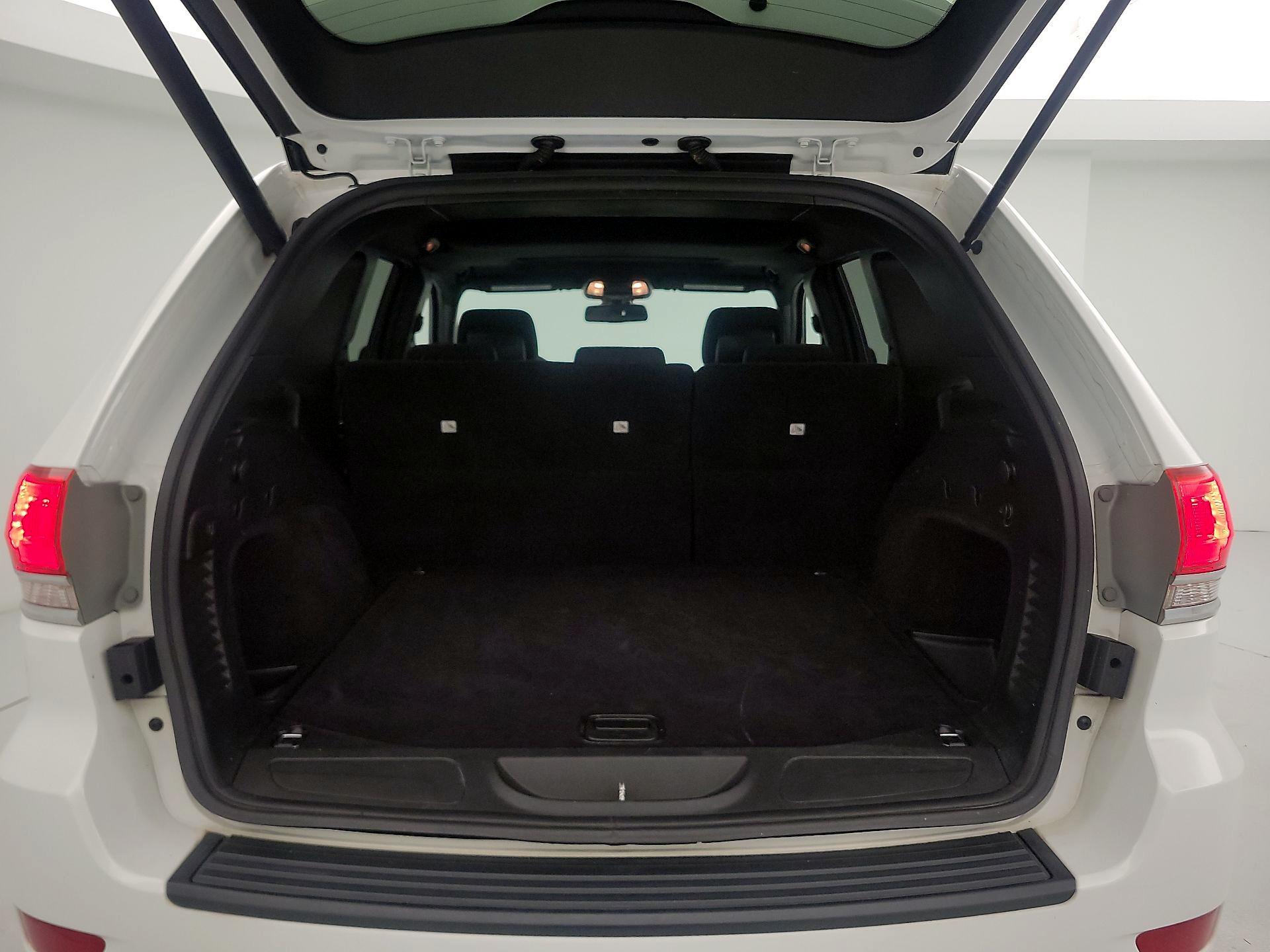 Thumbnail: 2014 Jeep Grand Cherokee - 20