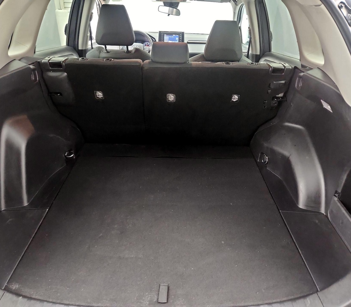 Trunk/Cargo (Seats Up)