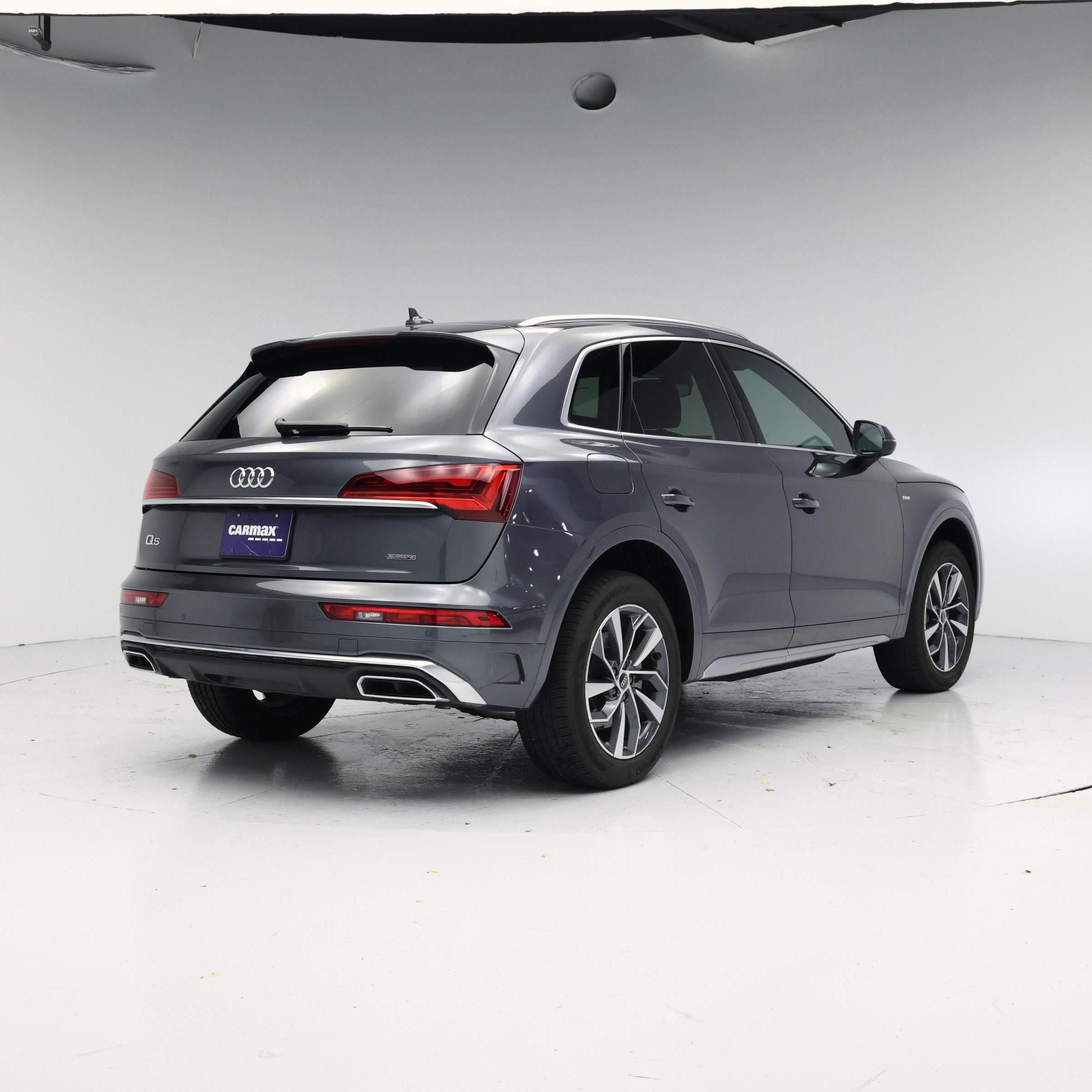 Thumbnail: 2023 Audi Q5 - 8