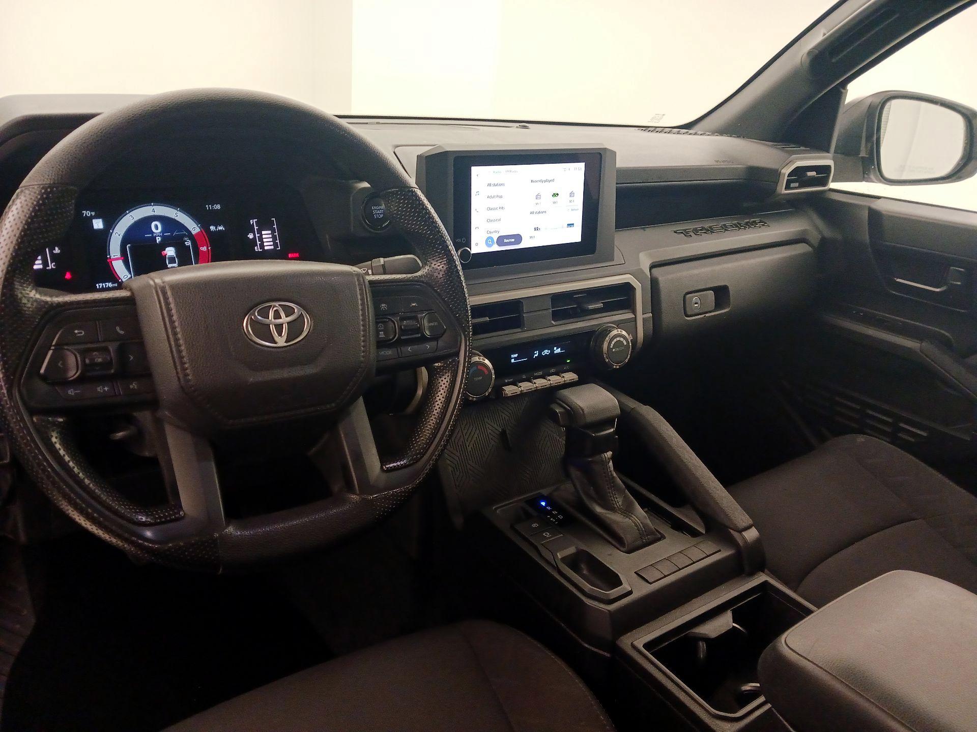Thumbnail: 2025 Toyota Tacoma - 9