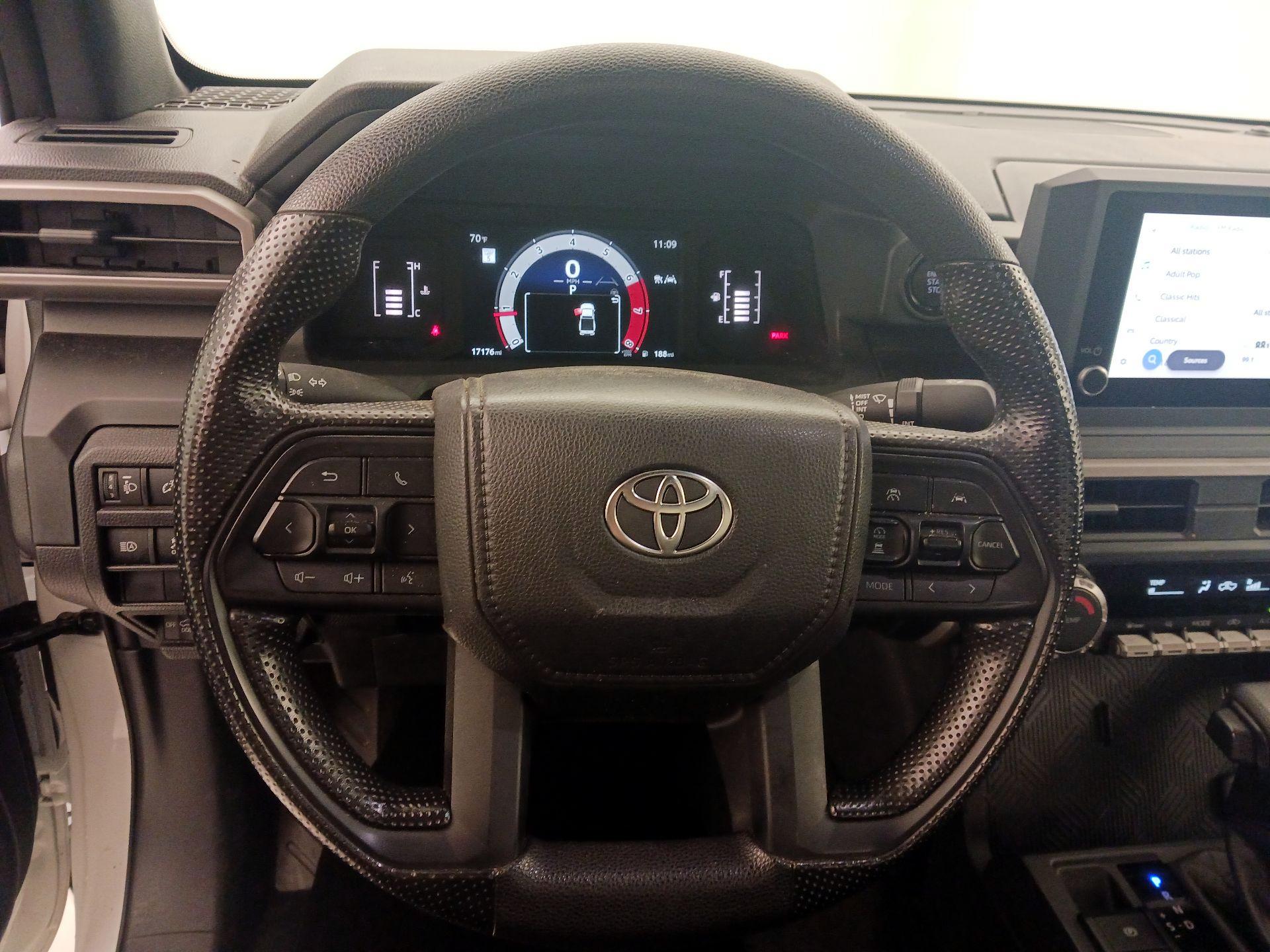 Thumbnail: 2025 Toyota Tacoma - 10