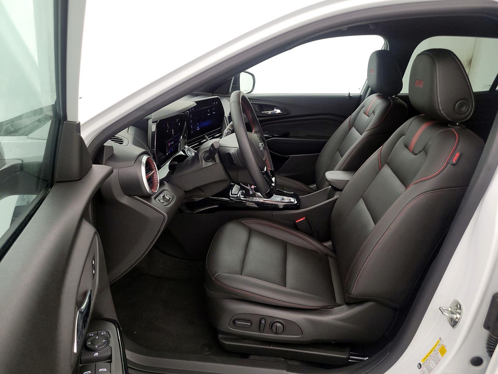 Thumbnail: 2025 Chevrolet Trax - 11