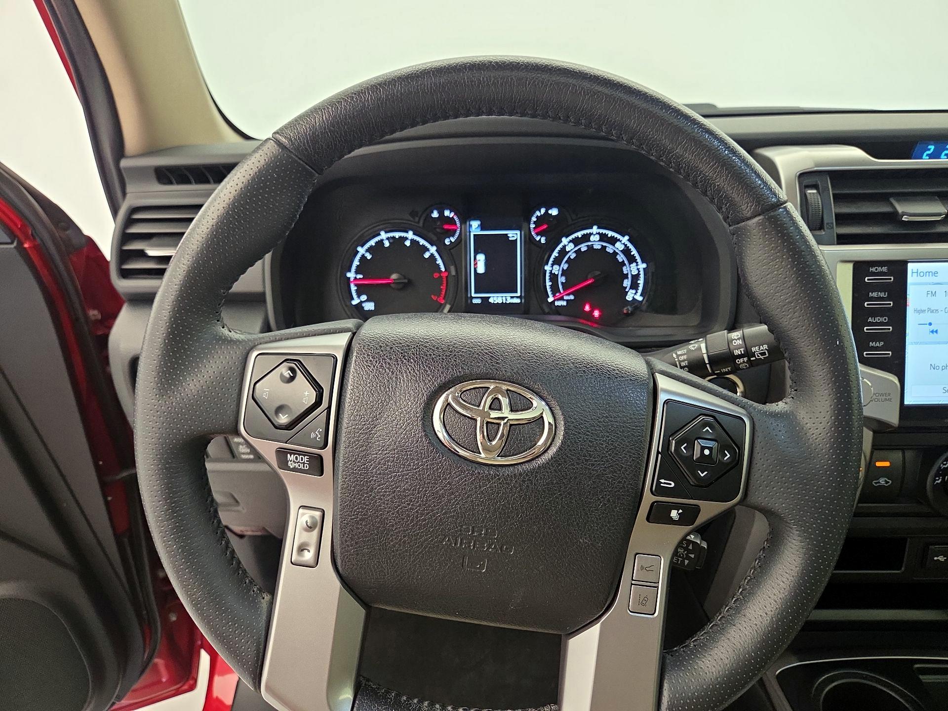 Thumbnail: 2022 Toyota 4Runner - 10