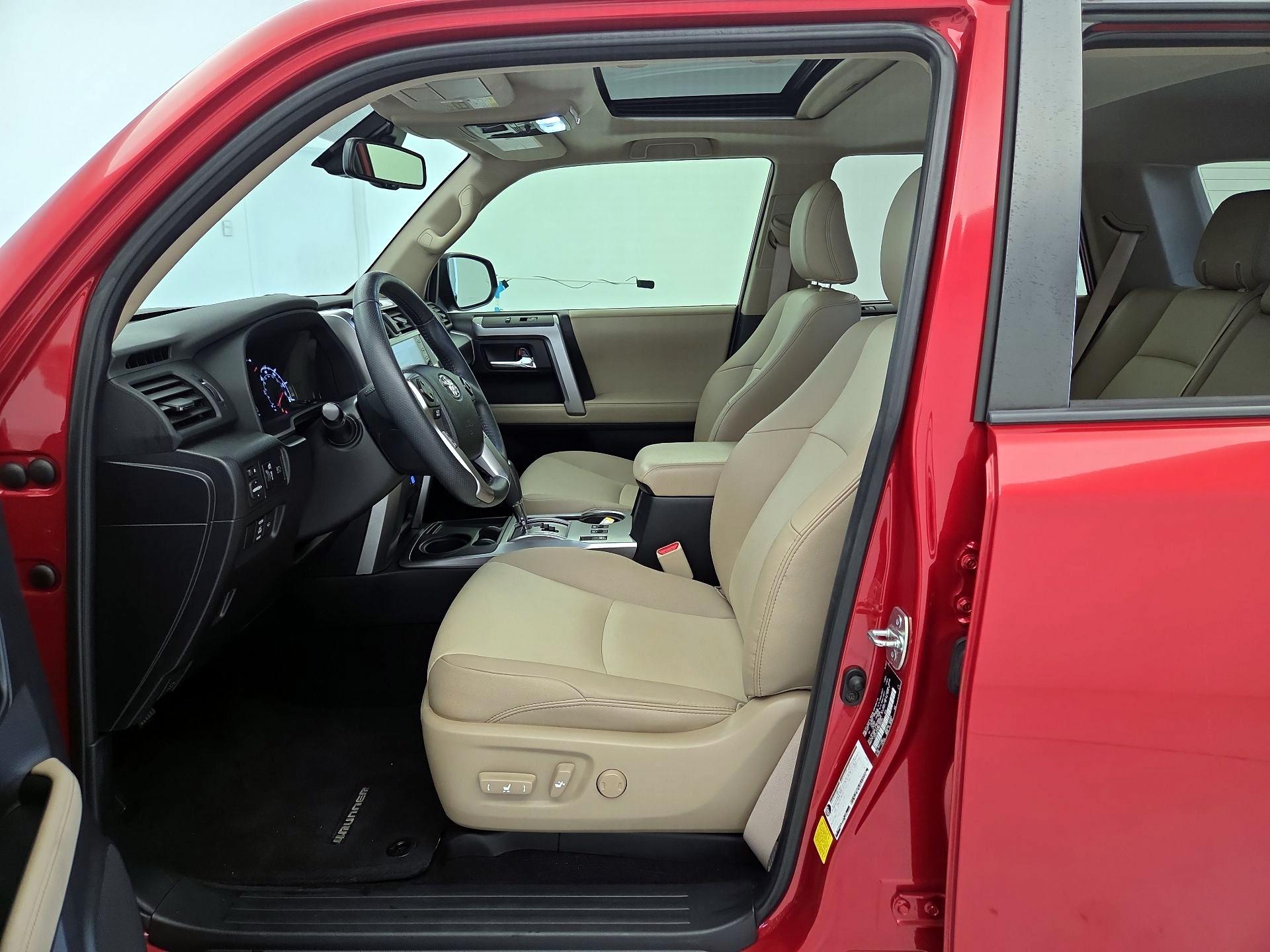 Thumbnail: 2022 Toyota 4Runner - 11
