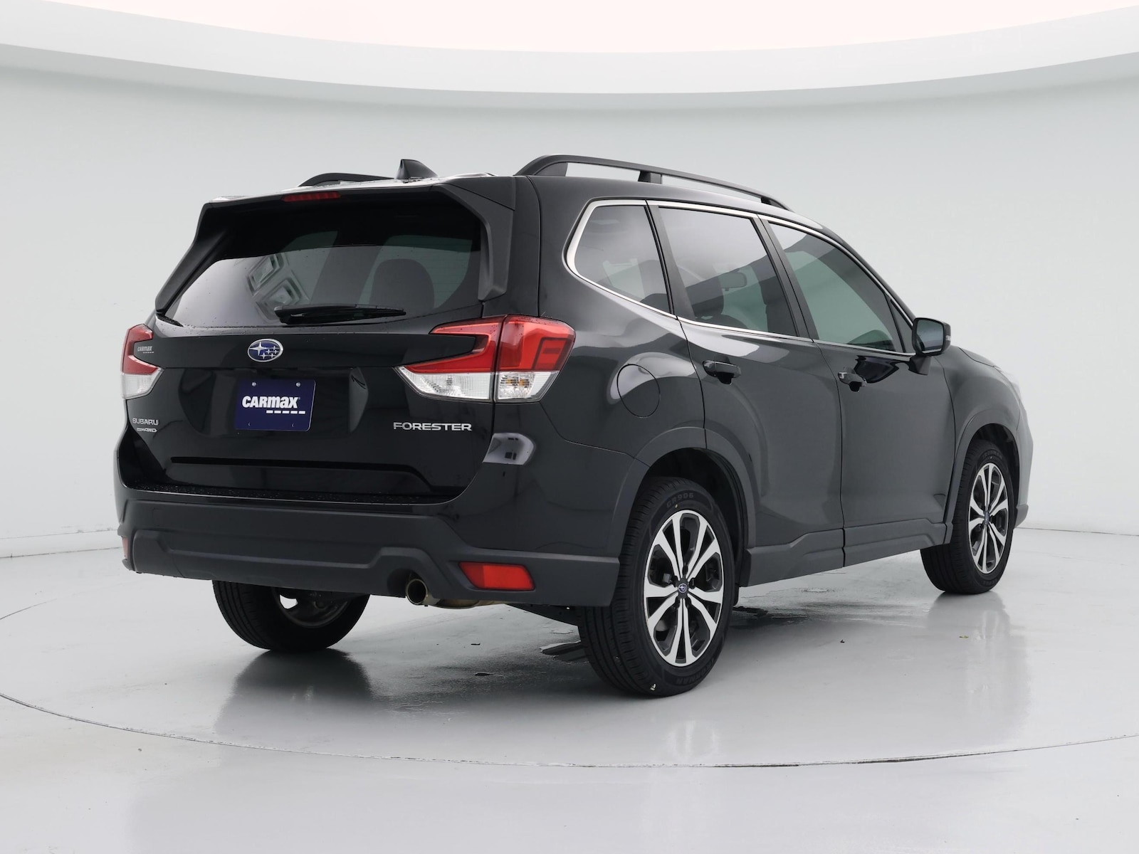 2021 Subaru Forester Limited - Photo 9