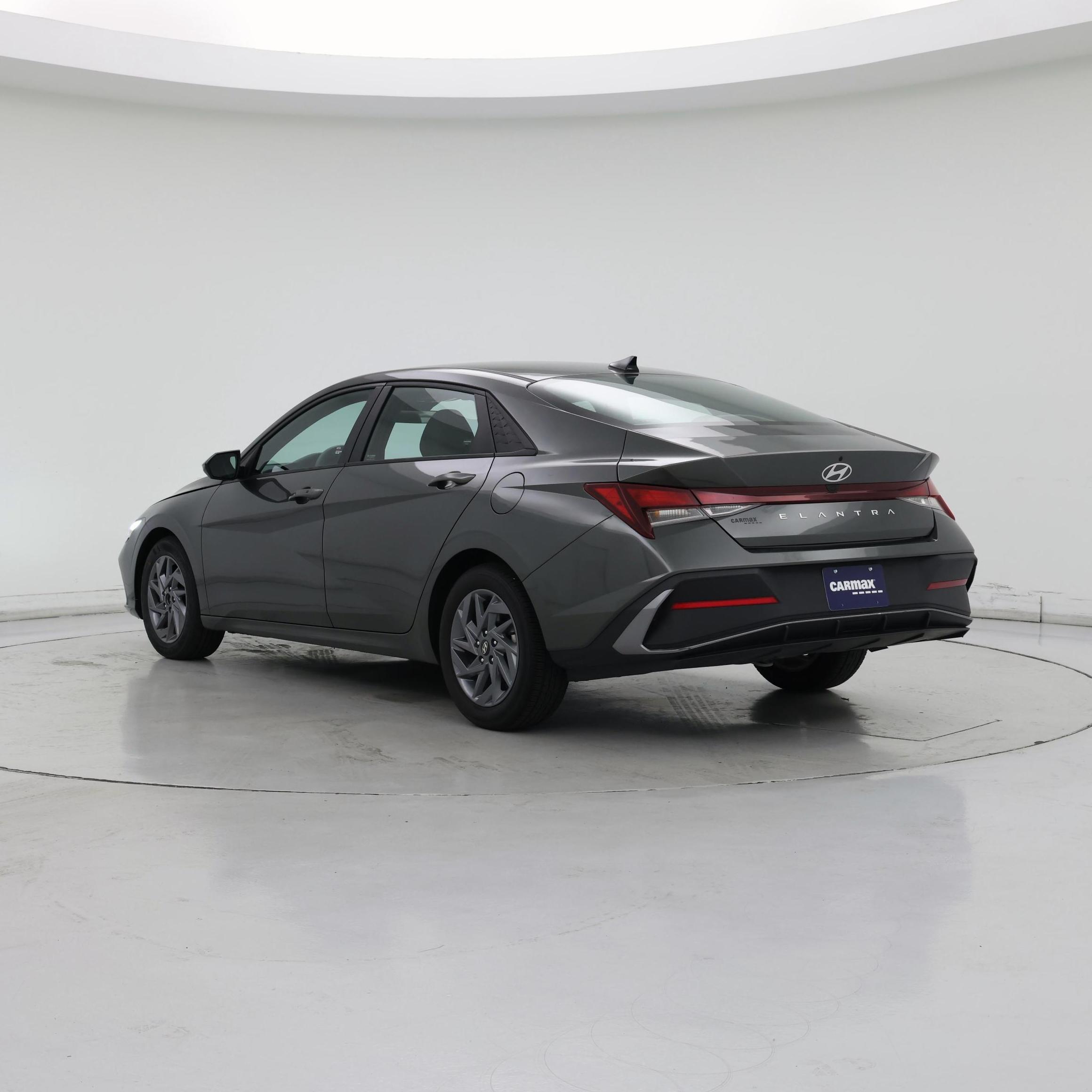 Thumbnail: 2024 Hyundai Elantra - 2