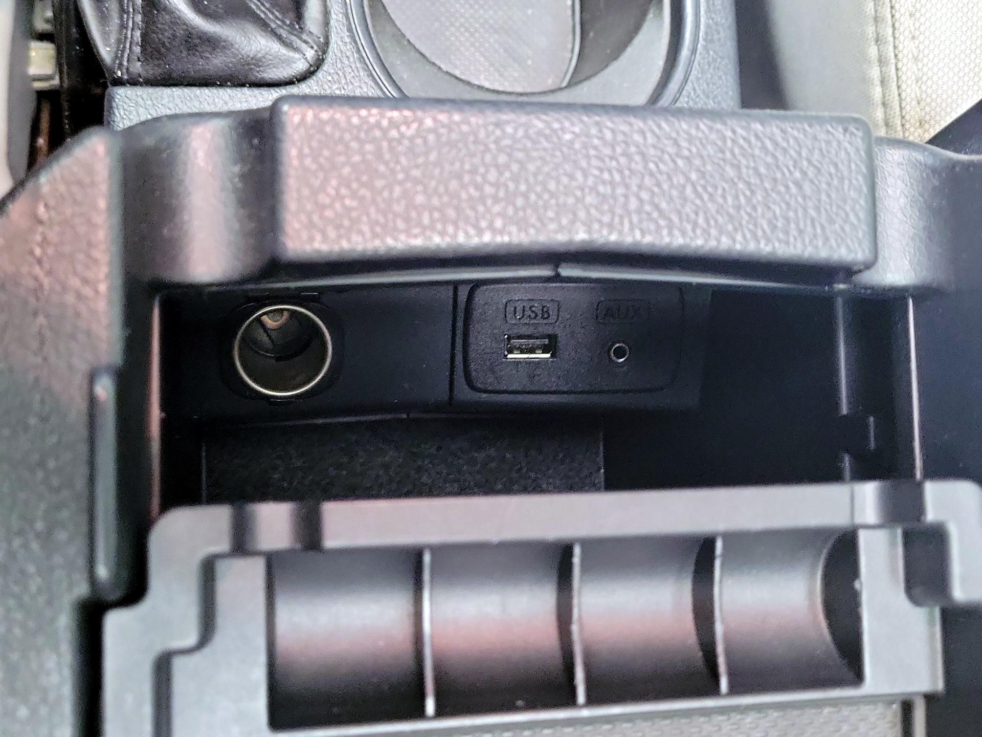 Thumbnail: 2015 Subaru Forester - 18
