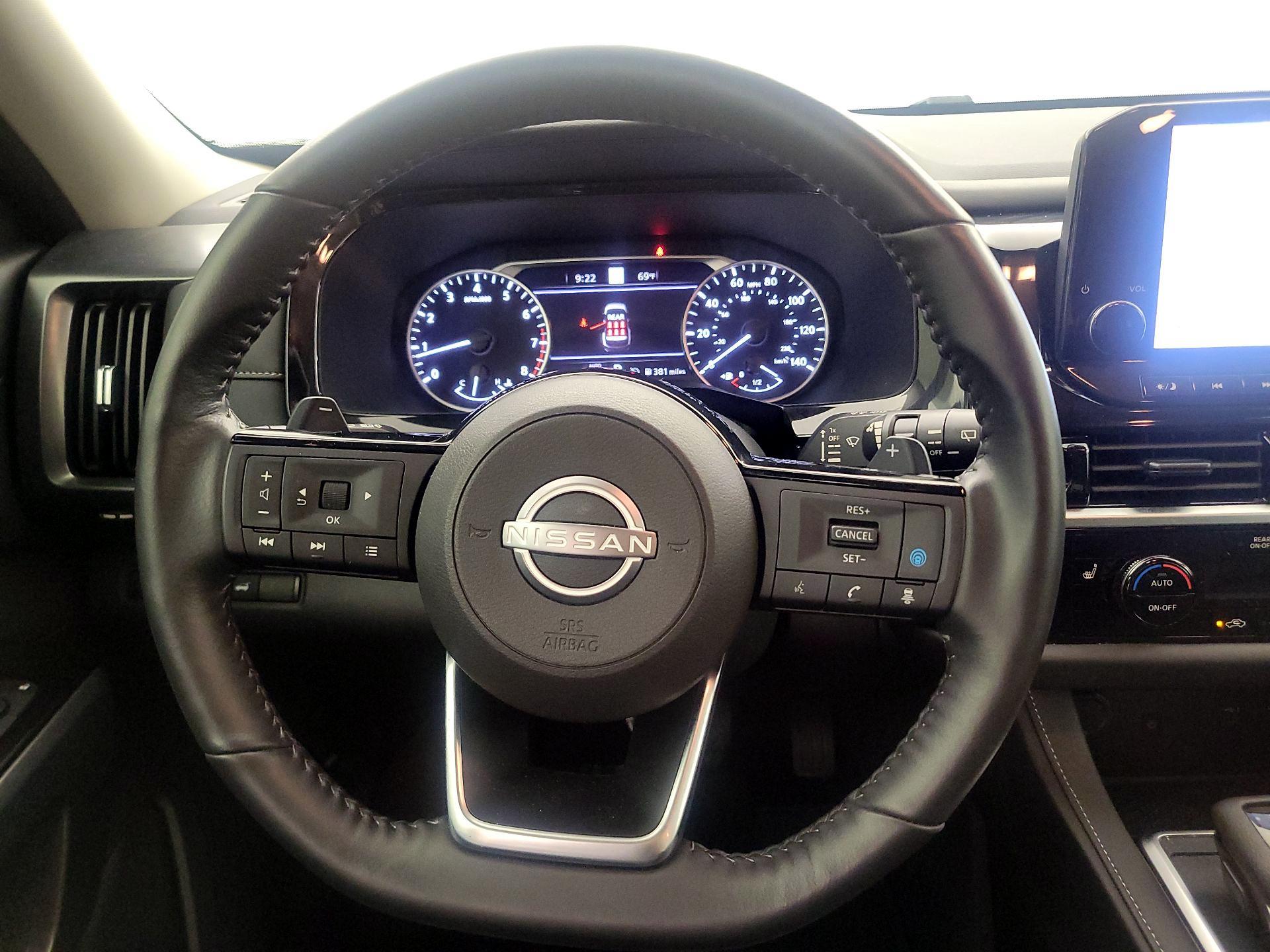 Thumbnail: 2024 Nissan Pathfinder - 10