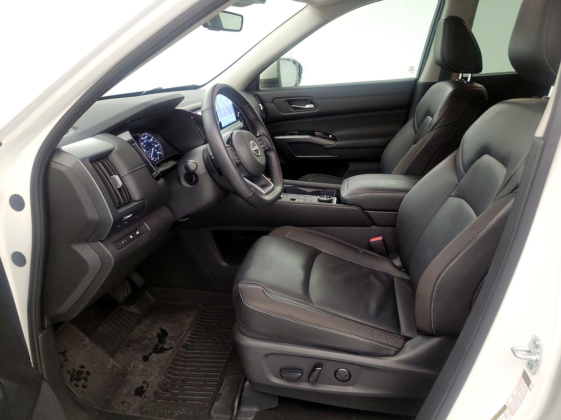 Thumbnail: 2024 Nissan Pathfinder - 11