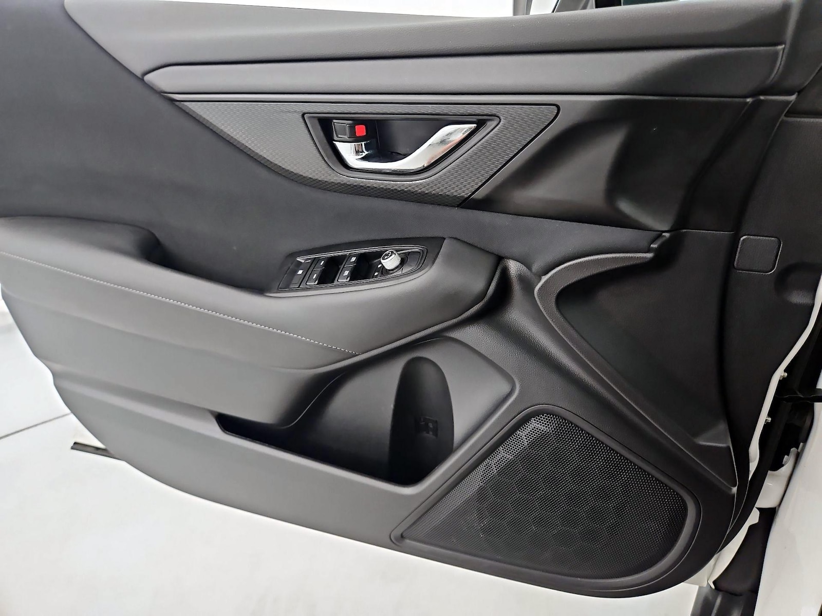 2025 Subaru Outback Premium - Photo 13