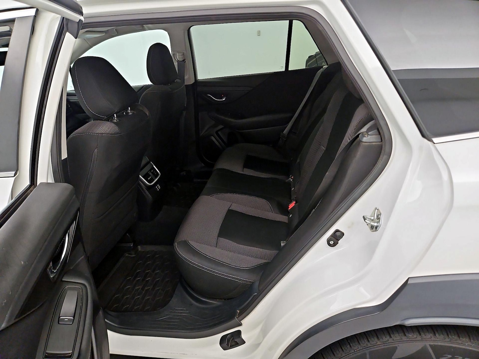 2025 Subaru Outback Premium - Photo 22
