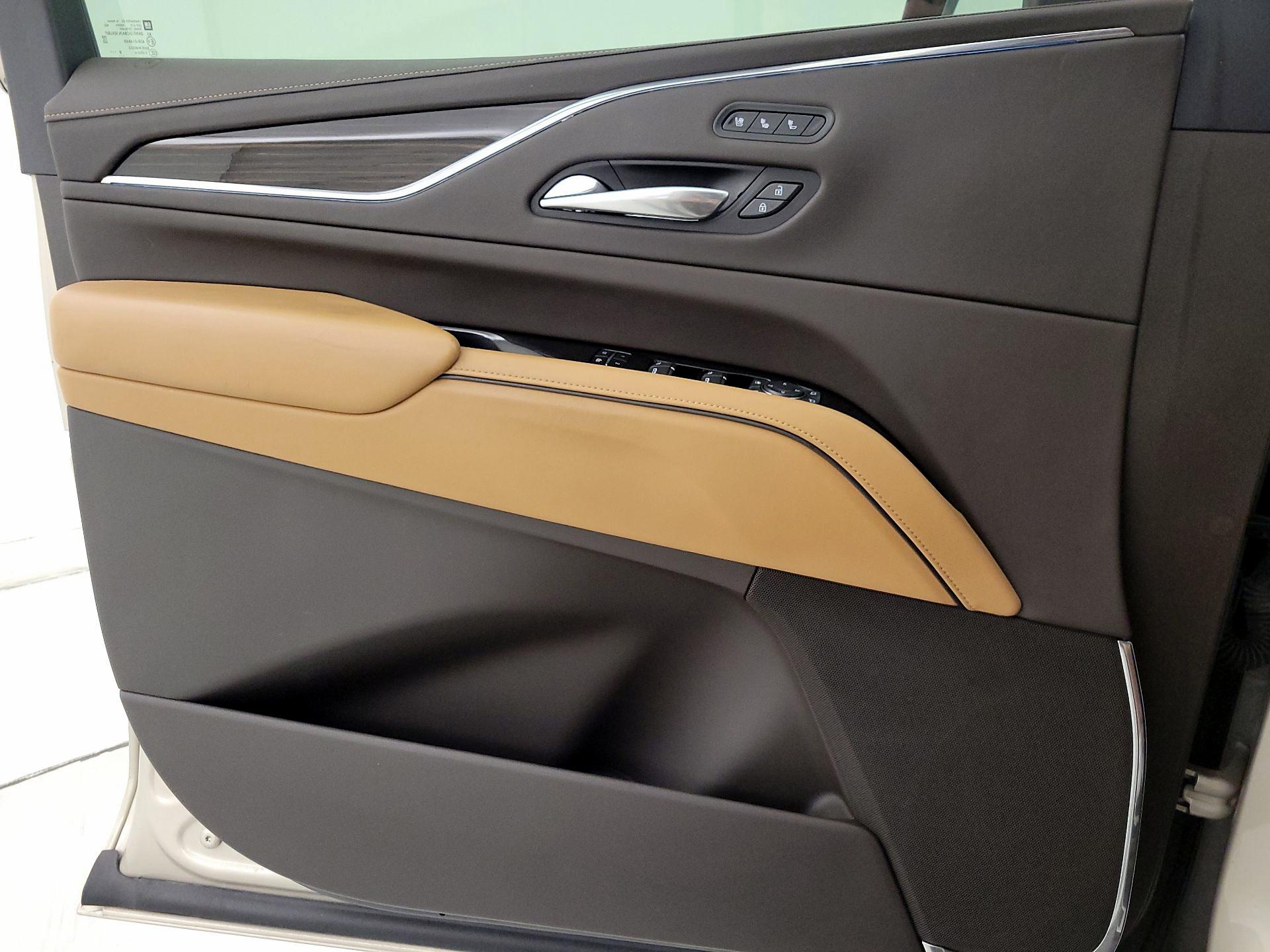 Thumbnail: 2021 Cadillac Escalade - 12