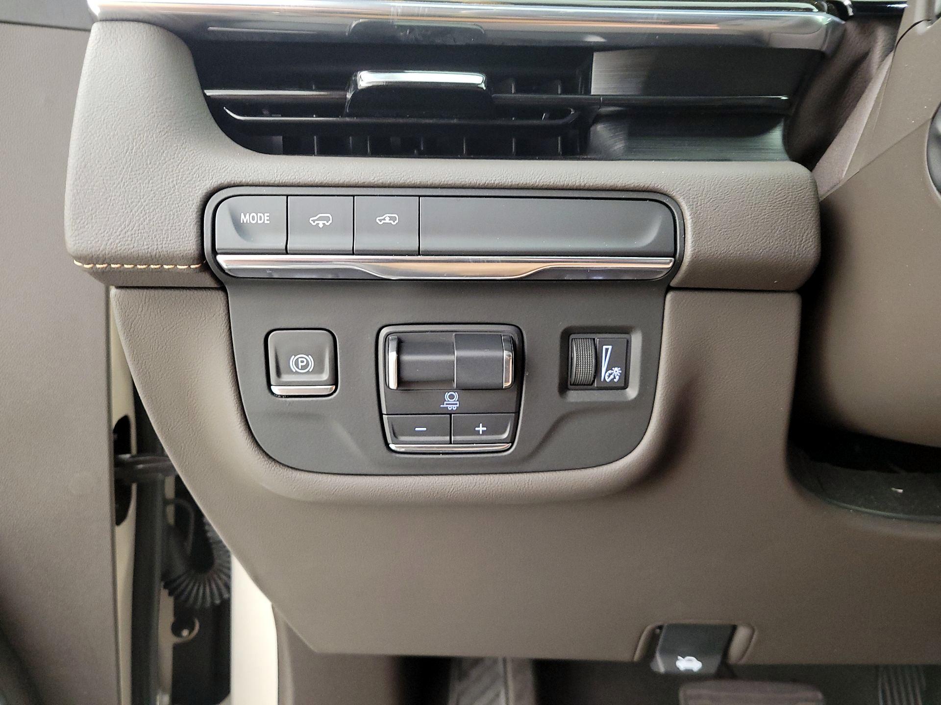 Thumbnail: 2021 Cadillac Escalade - 13