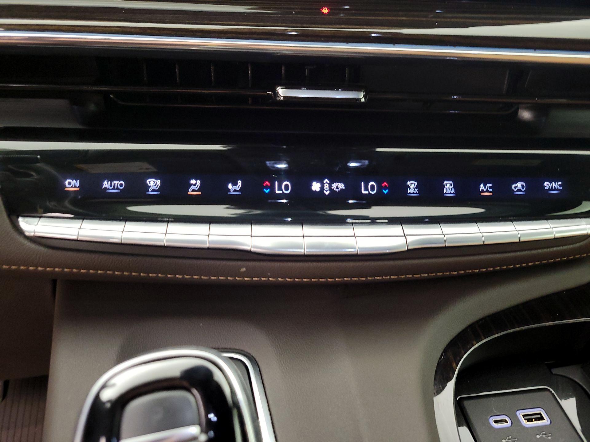 Thumbnail: 2021 Cadillac Escalade - 16