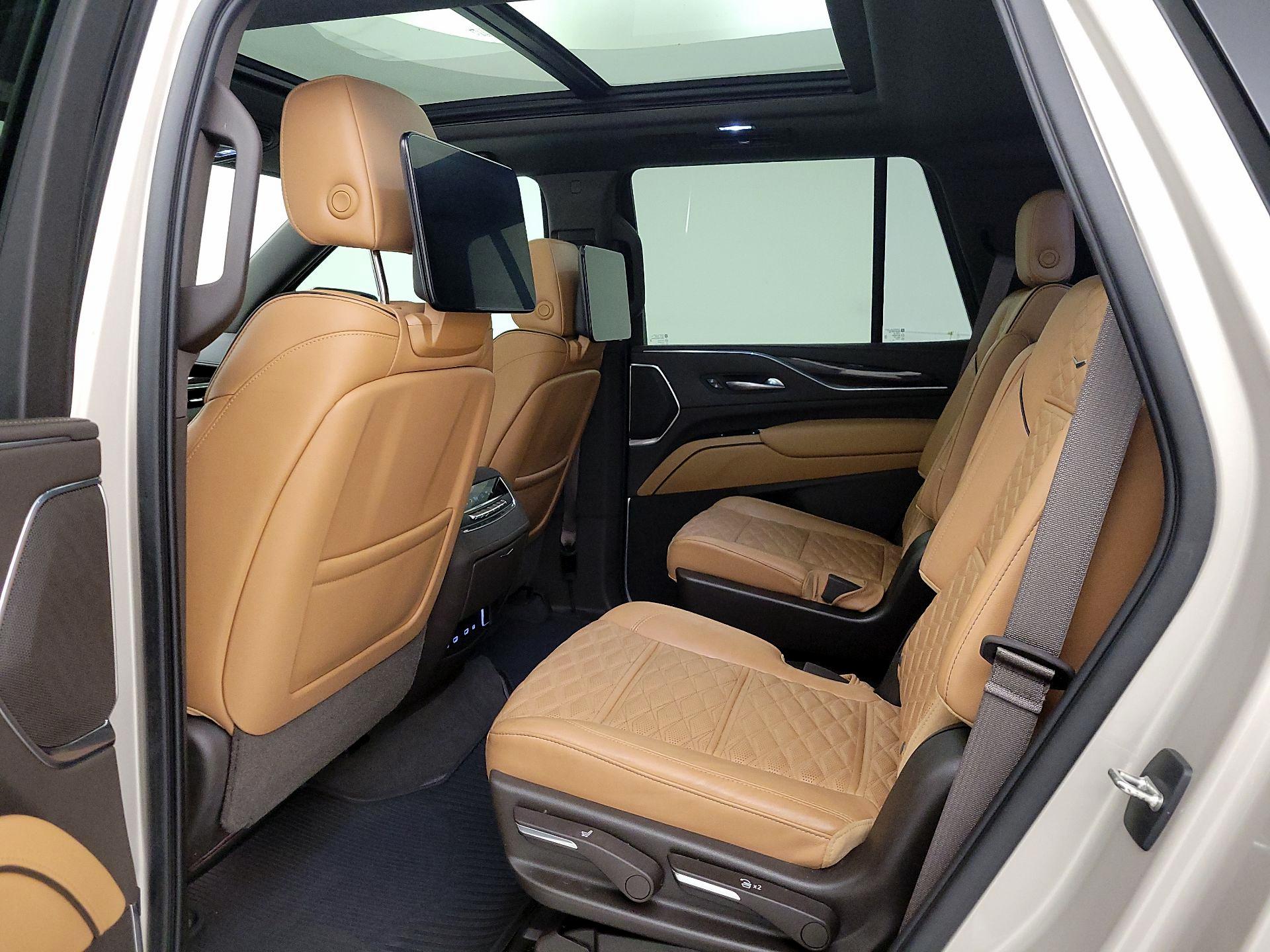 Thumbnail: 2021 Cadillac Escalade - 20