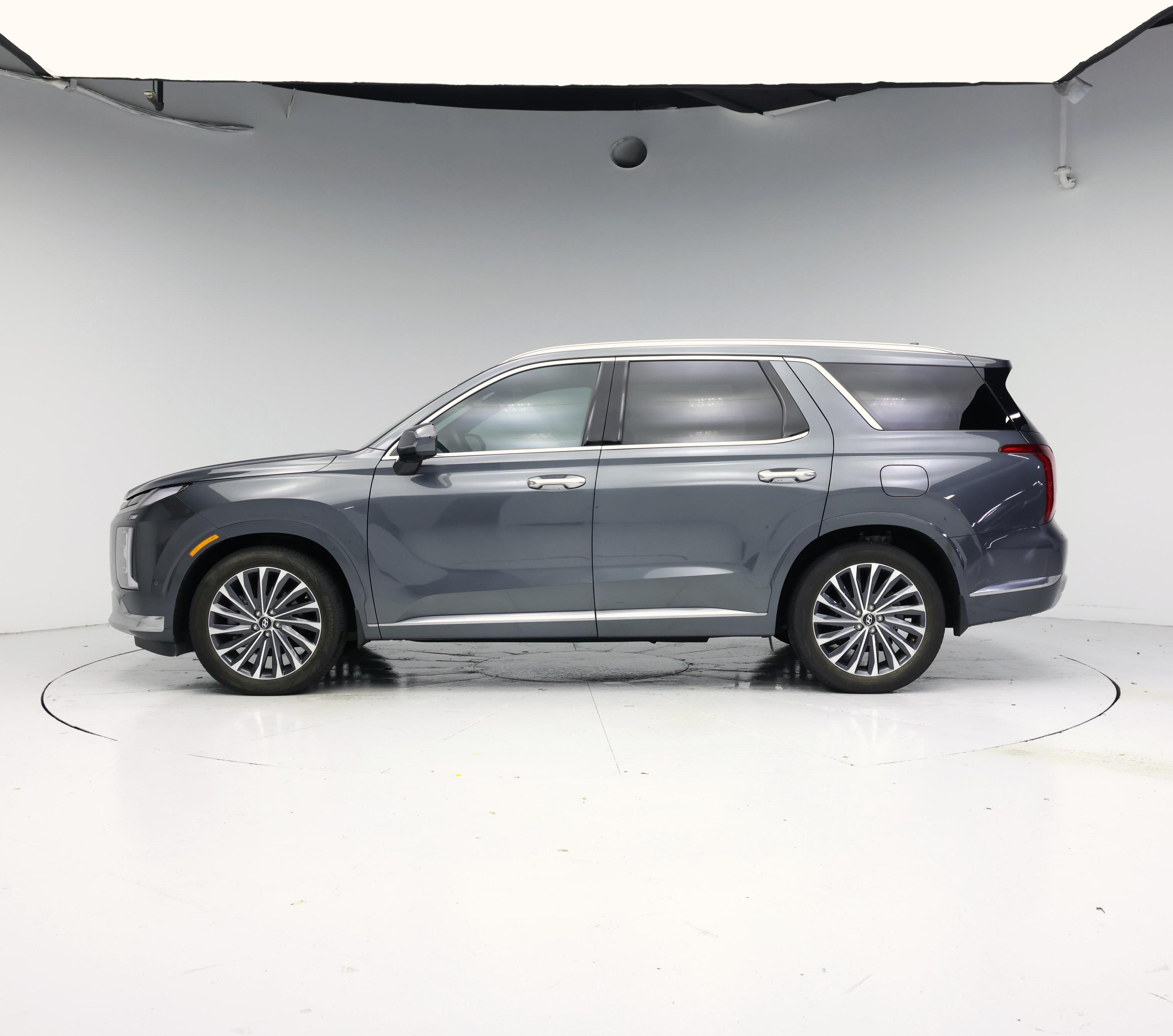 Thumbnail: 2023 Hyundai Palisade - 3
