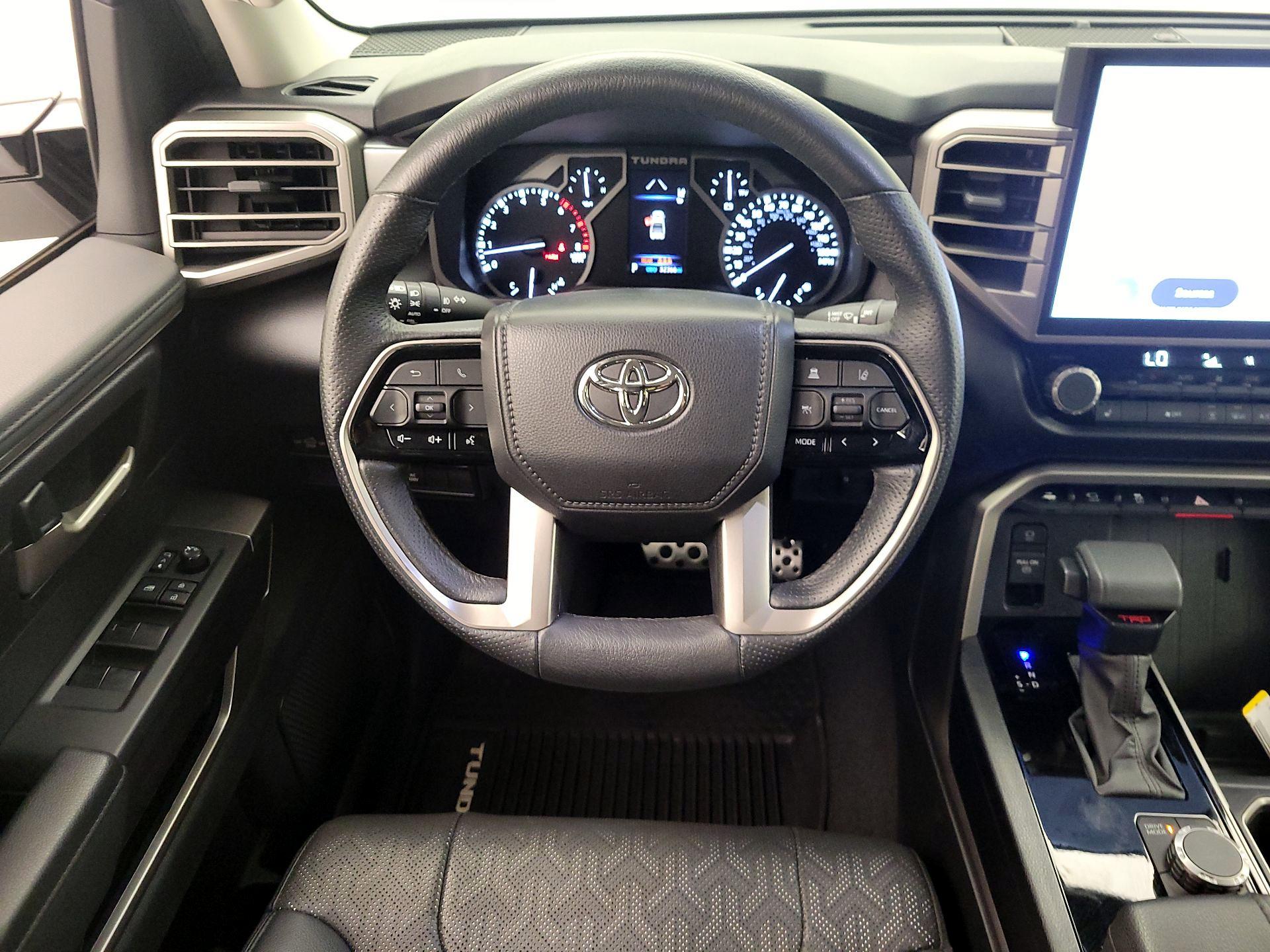 Thumbnail: 2022 Toyota Tundra - 10