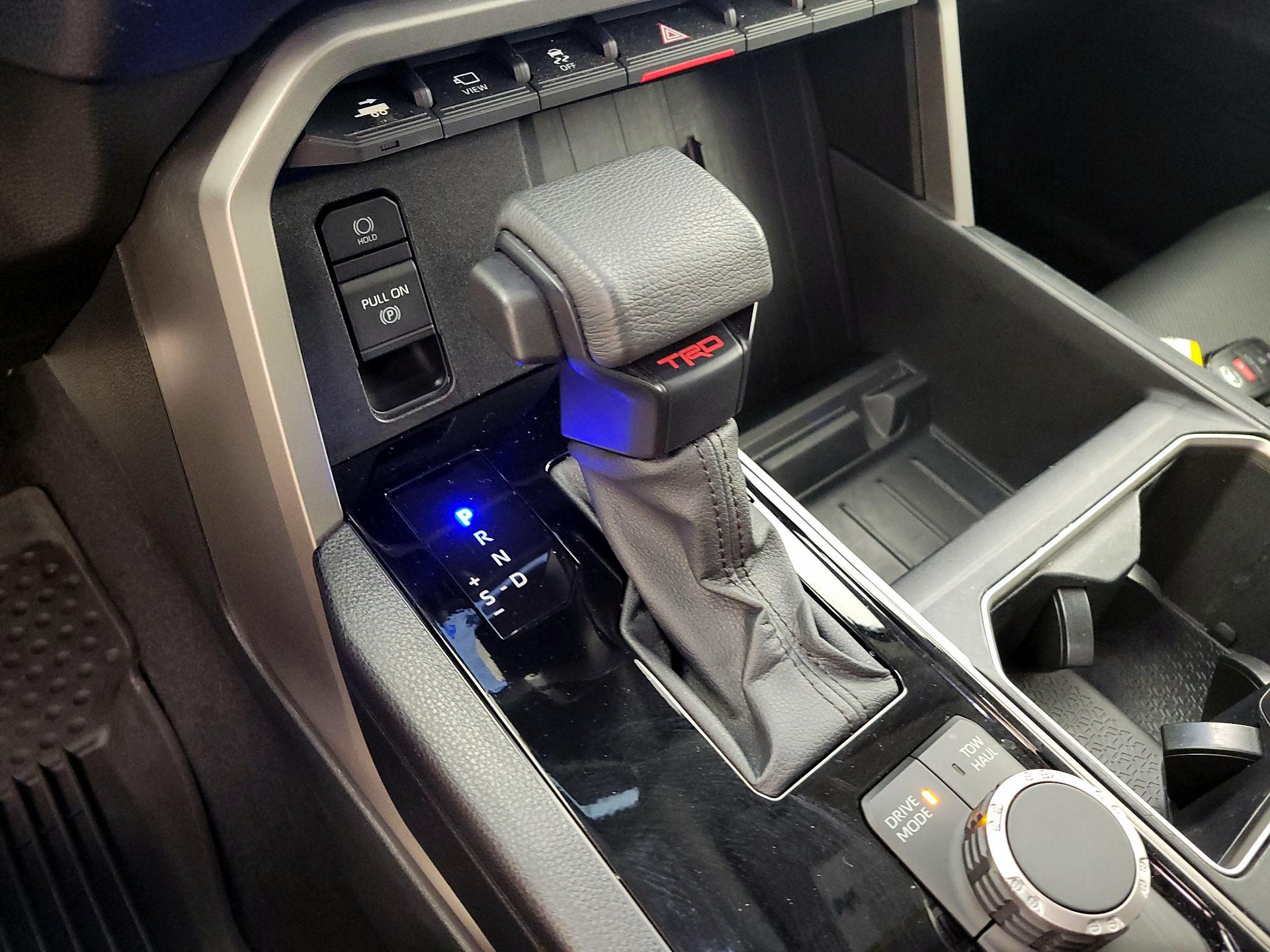 Thumbnail: 2022 Toyota Tundra - 17
