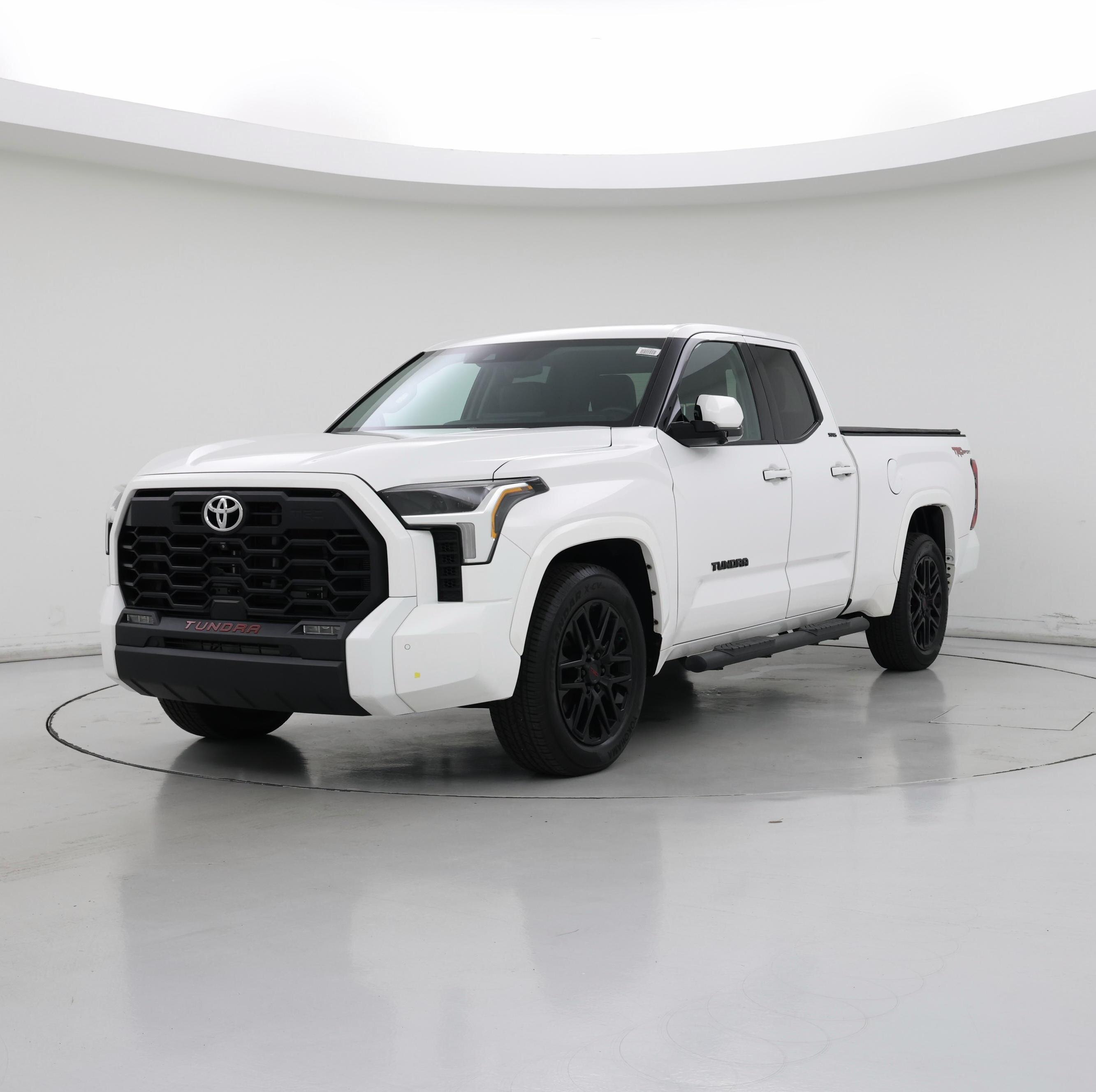 Thumbnail: 2022 Toyota Tundra - 4