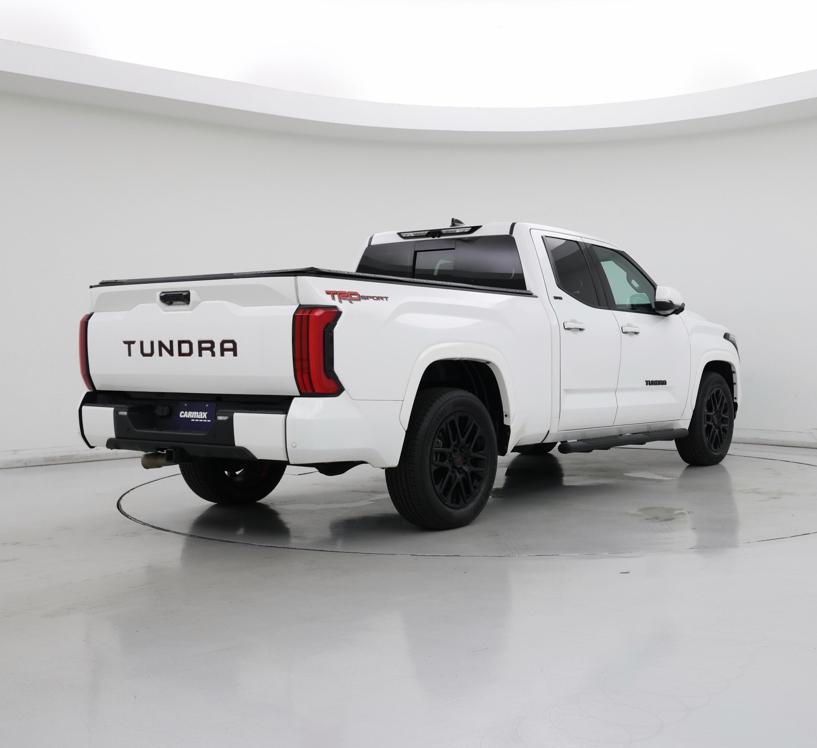 Thumbnail: 2022 Toyota Tundra - 8
