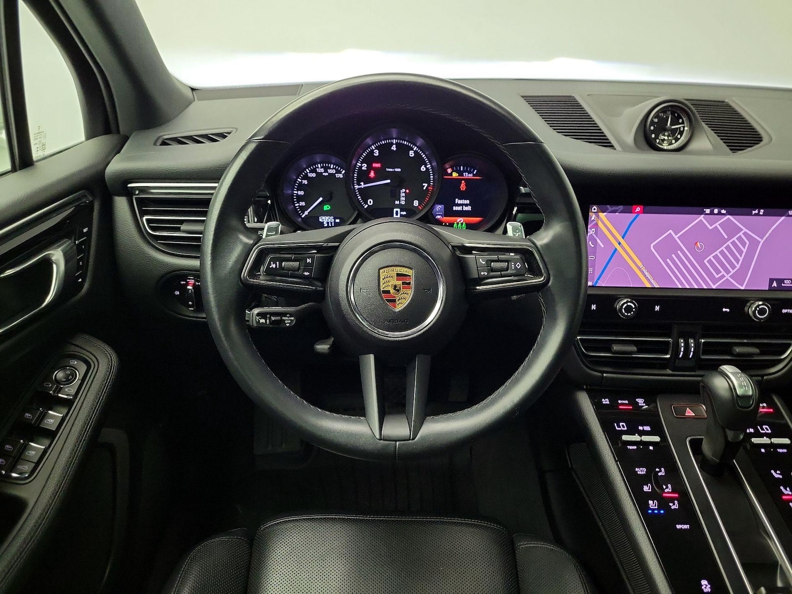 2024 Porsche Macan Base - Photo 11