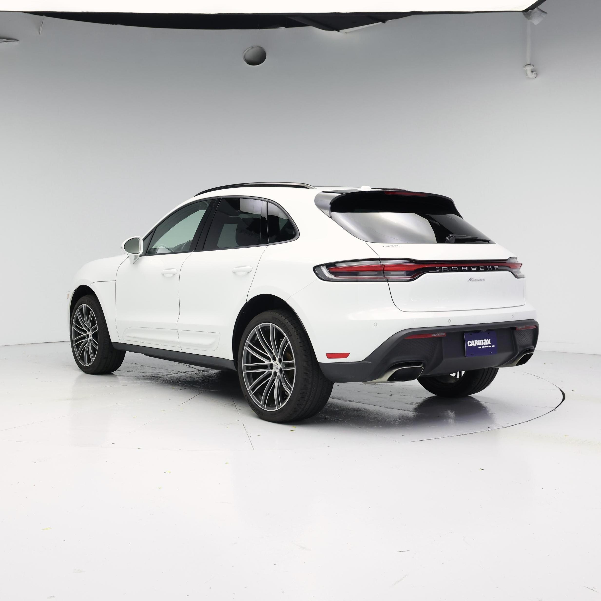 Thumbnail: 2024 Porsche Macan - 2