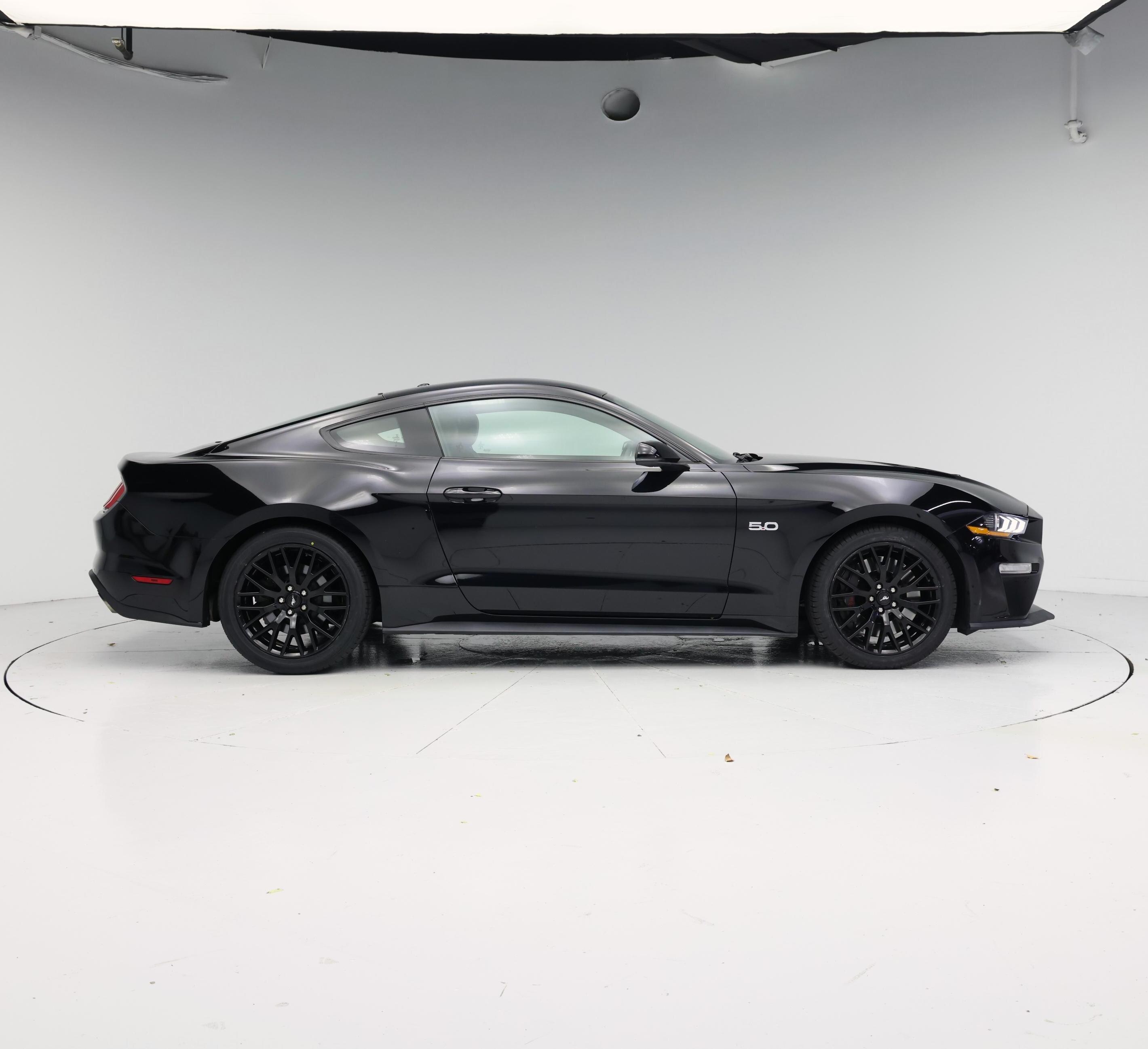 Thumbnail: 2018 Ford Mustang - 7