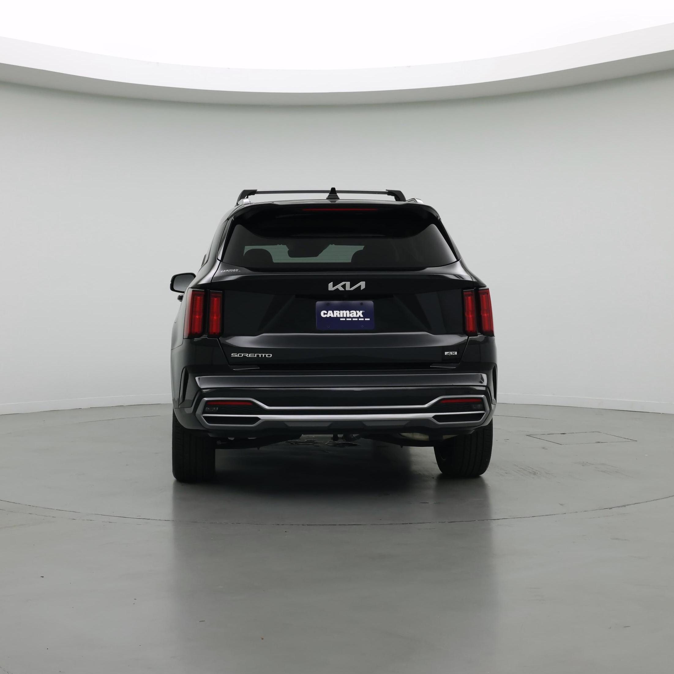 Thumbnail: 2023 Kia Sorento - 6