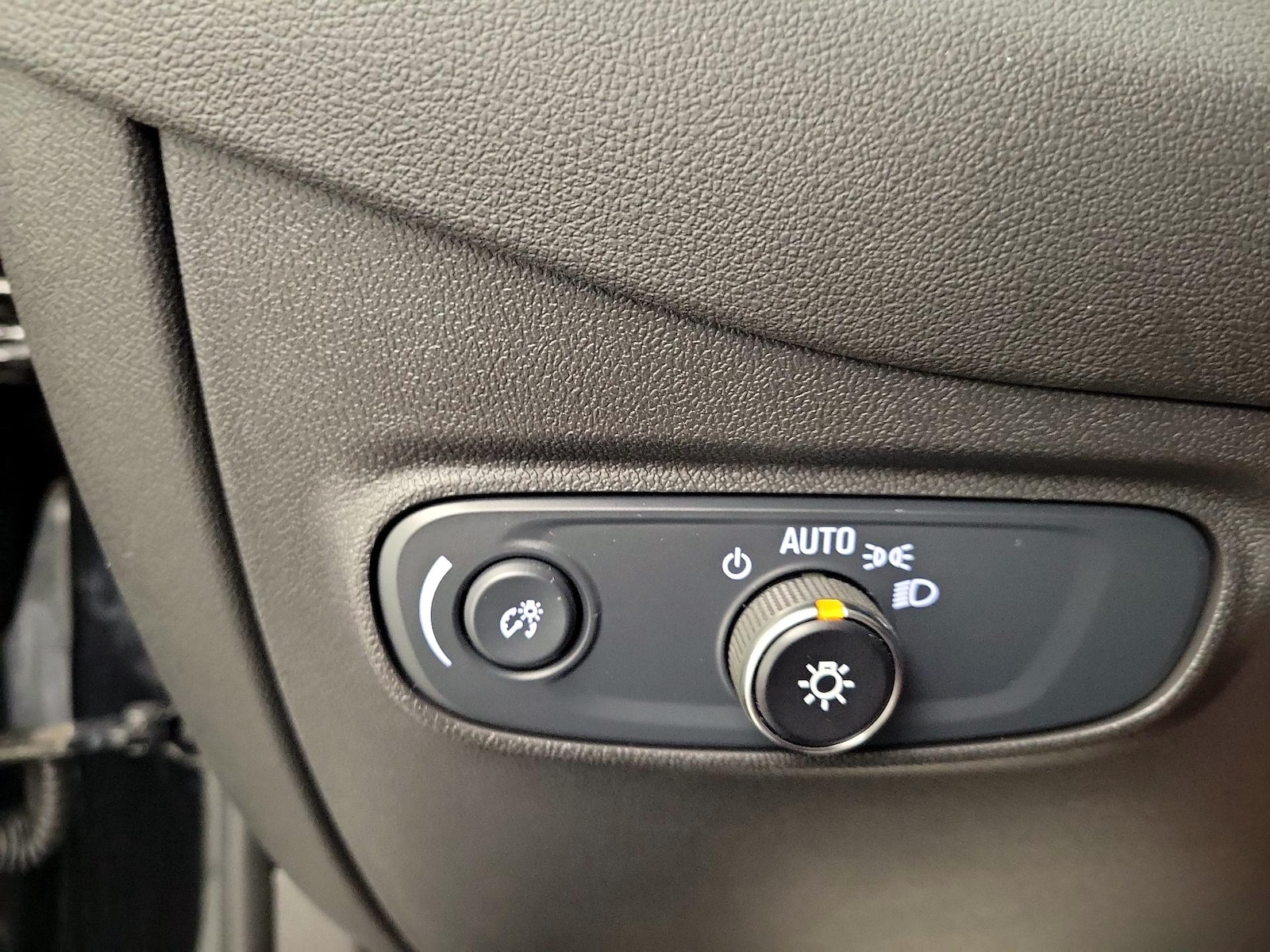 2024 Chevrolet Equinox LS - Photo 14