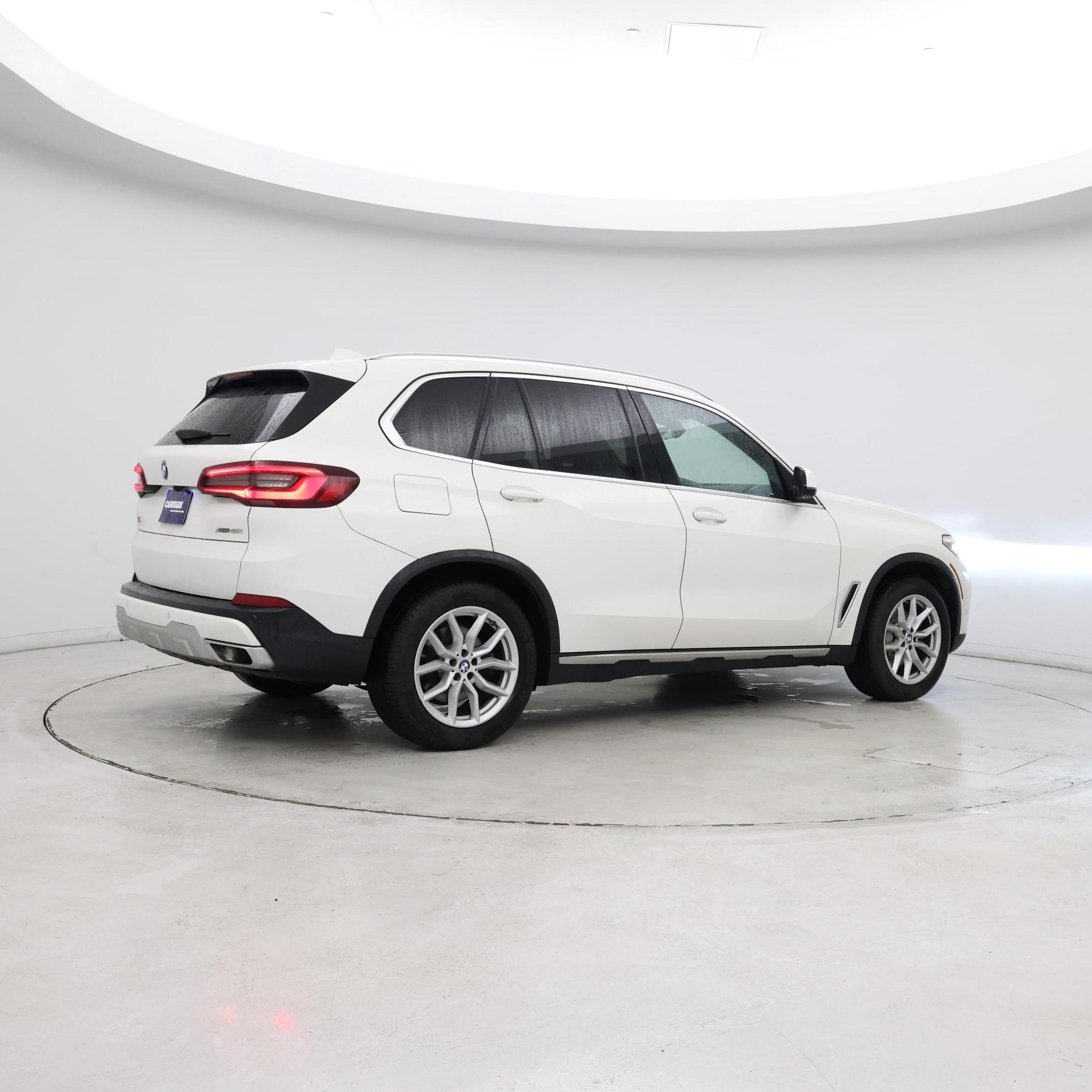 Thumbnail: 2021 BMW X5 - 6