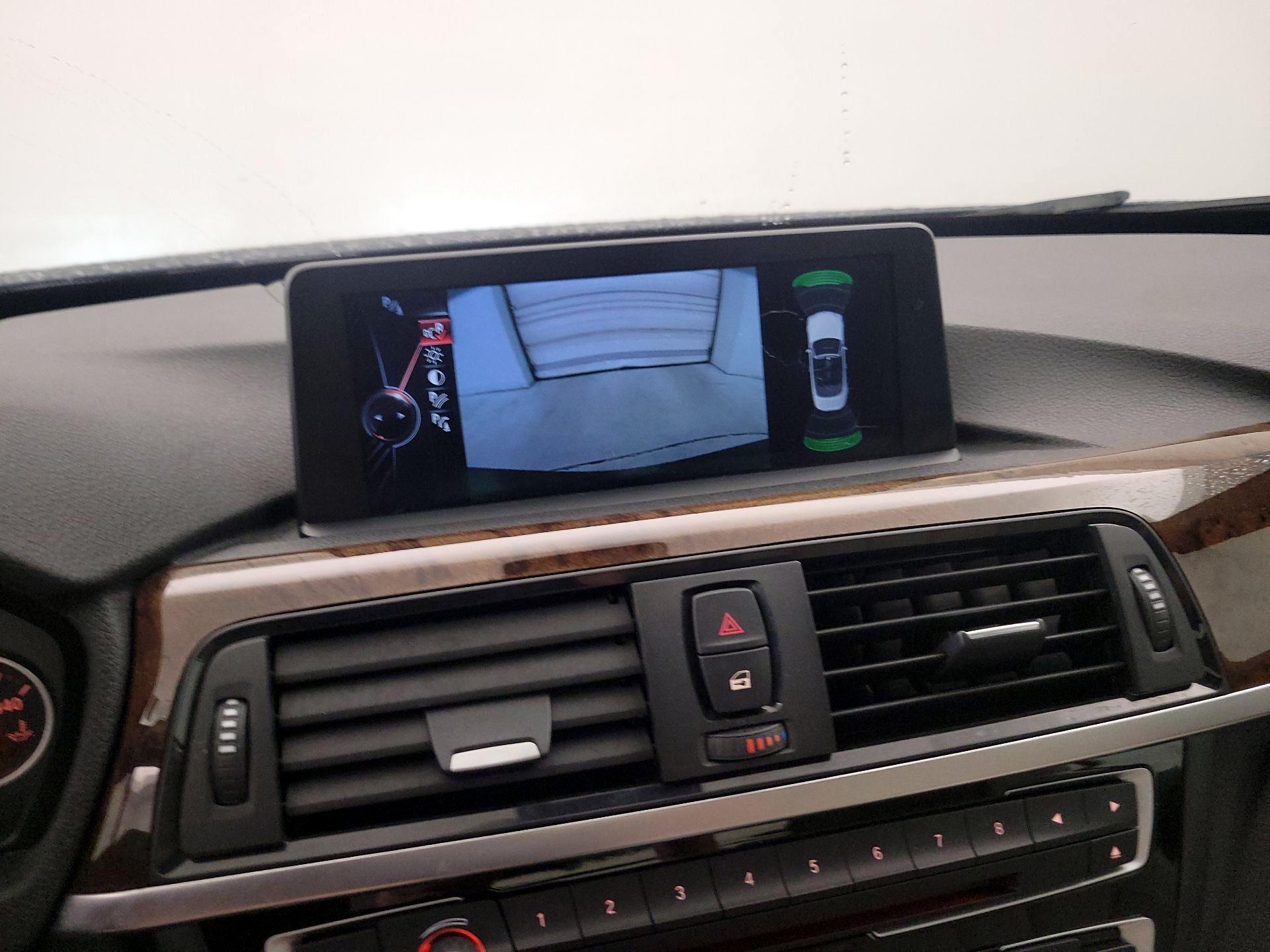 Thumbnail: 2015 BMW 4 Series - 15