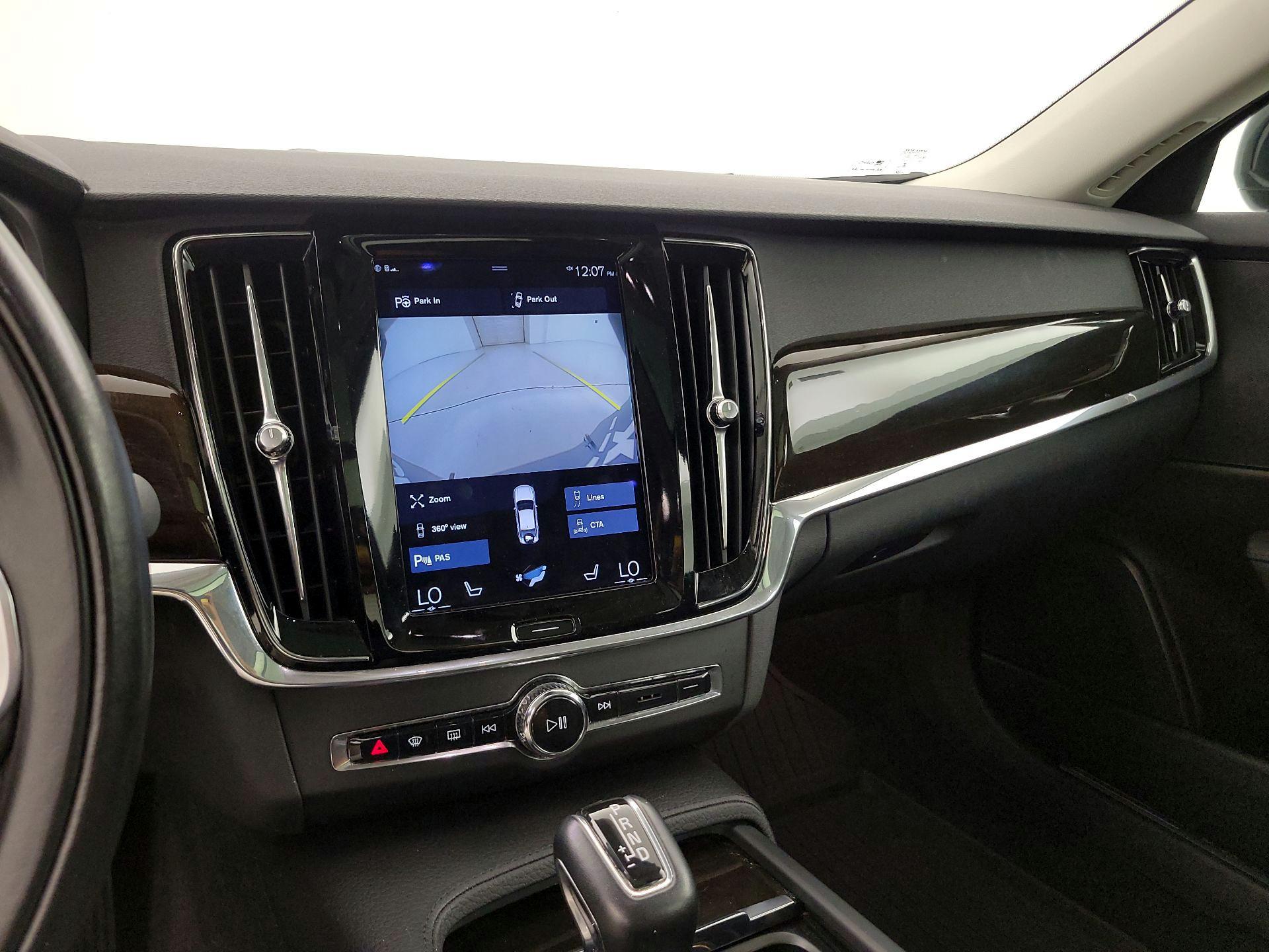 Thumbnail: 2018 Volvo S90 - 15