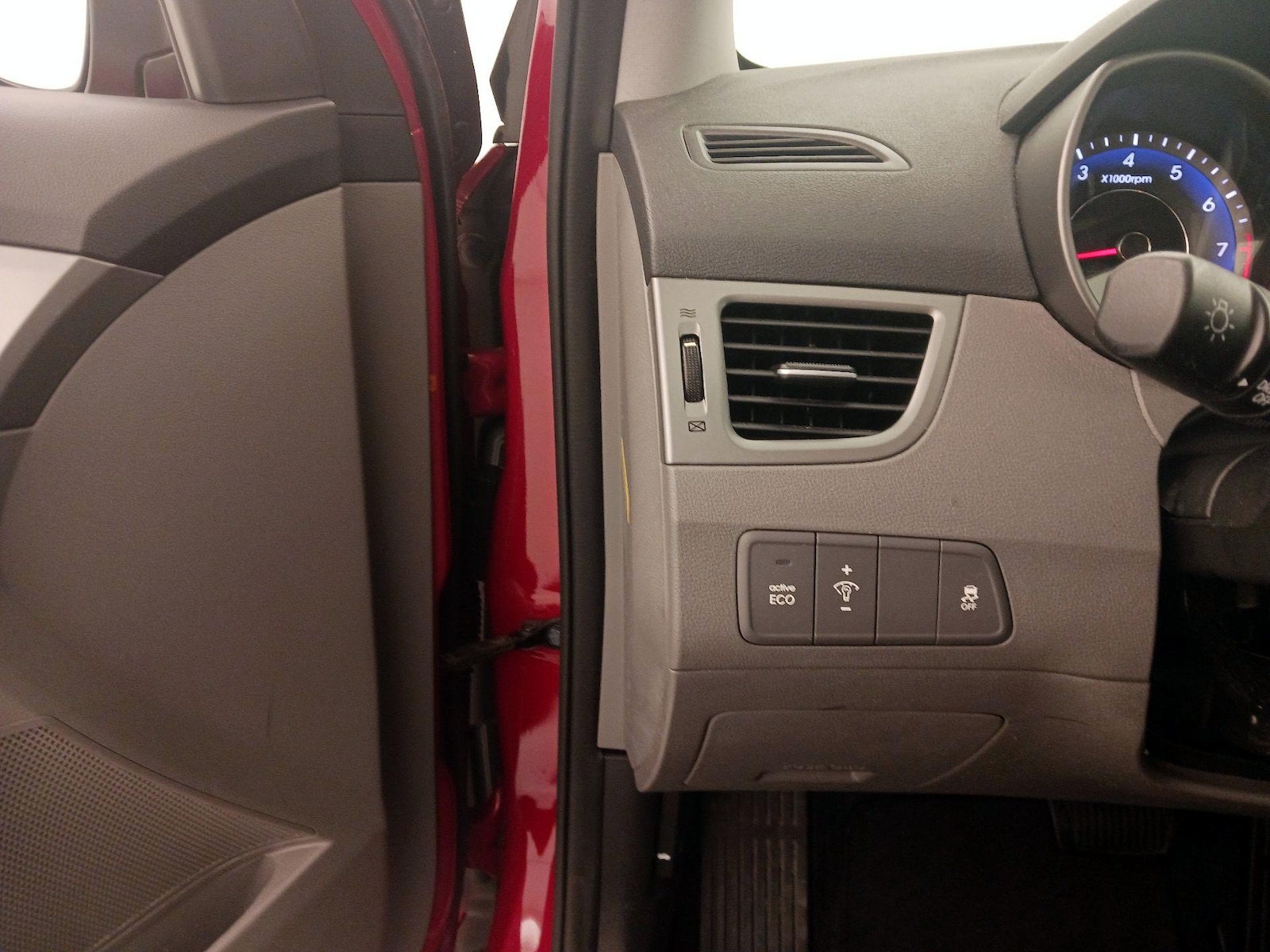 2016 Hyundai Elantra Limited - Photo 14