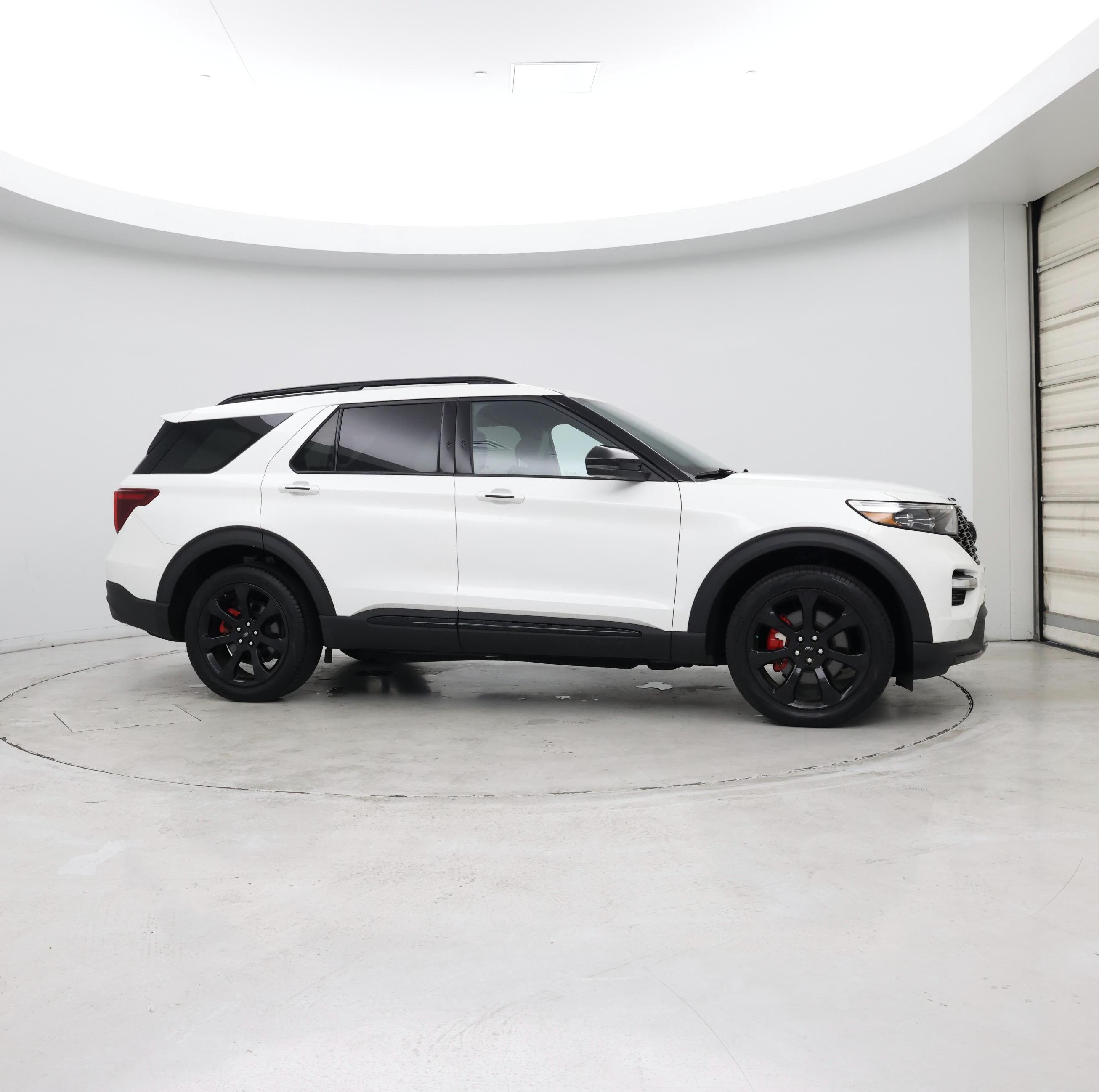 Thumbnail: 2023 Ford Explorer - 7