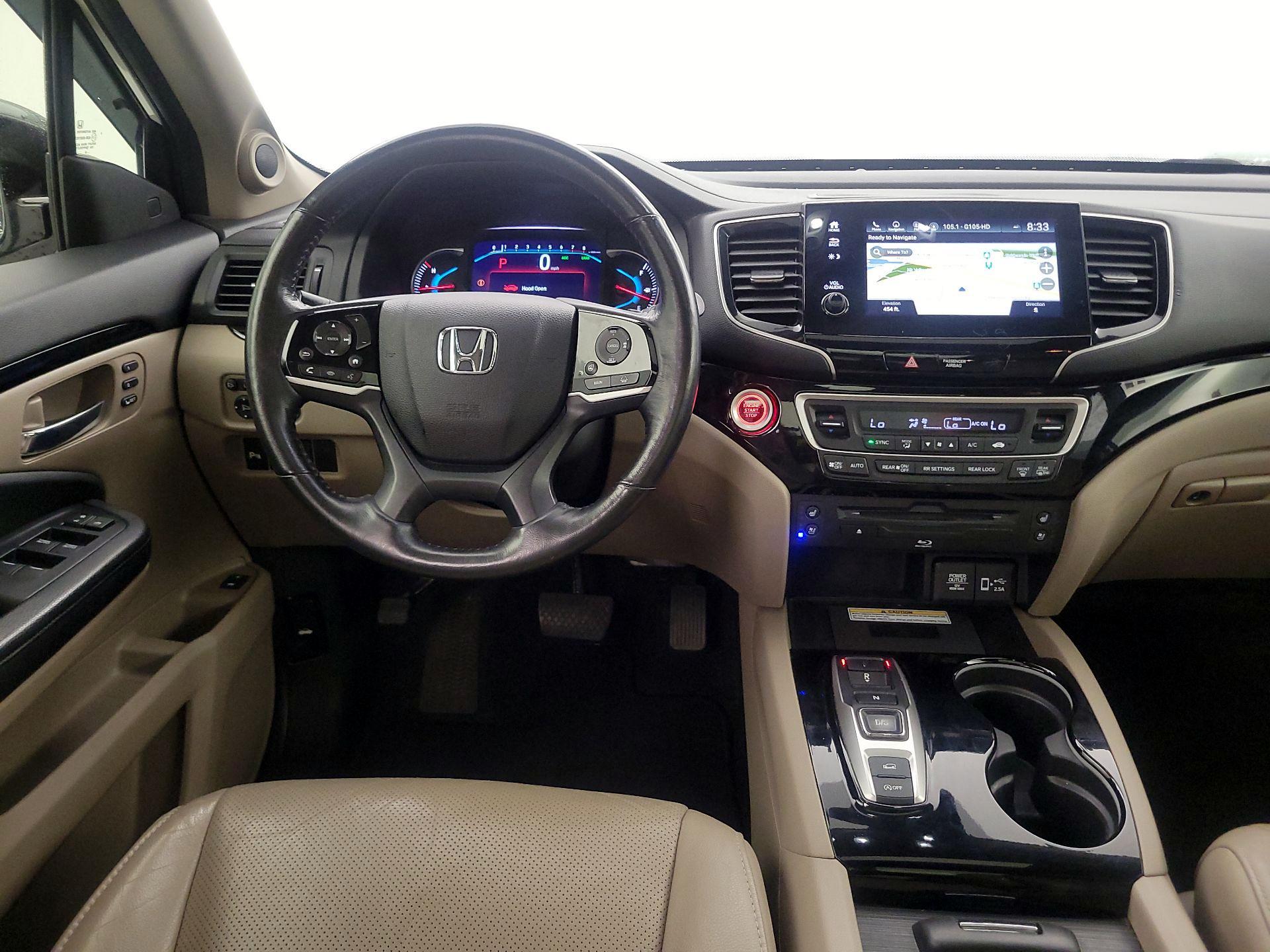 Thumbnail: 2019 Honda Pilot - 10