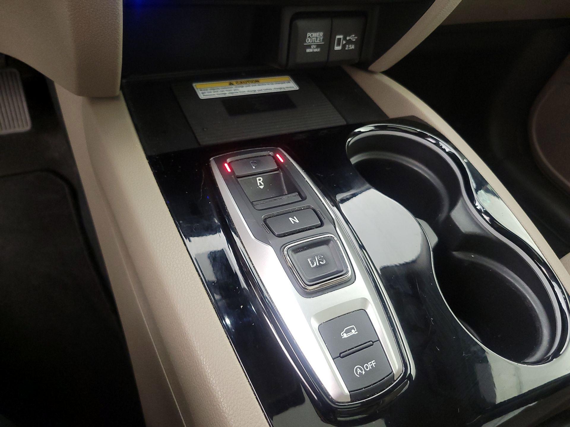 Thumbnail: 2019 Honda Pilot - 18