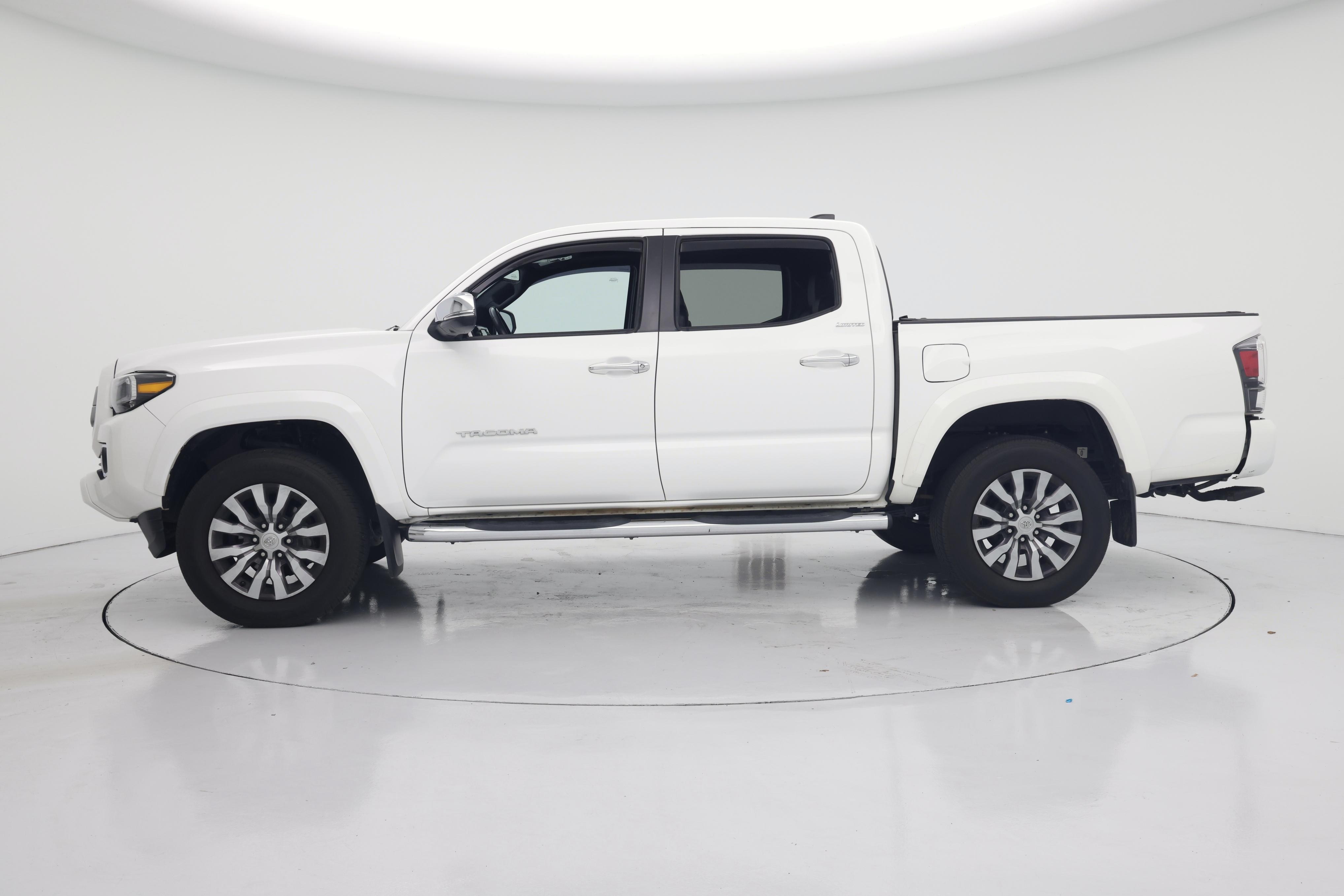 Thumbnail: 2023 Toyota Tacoma - 3