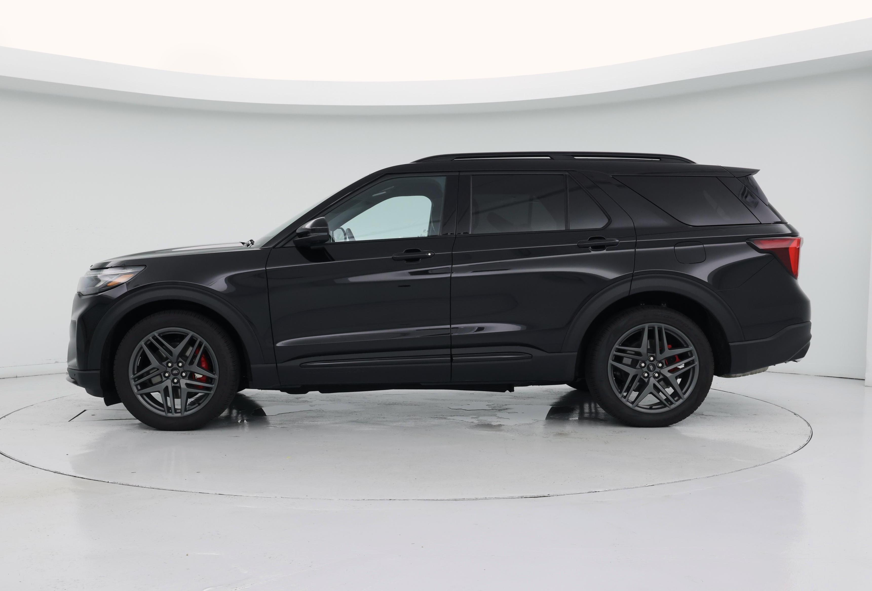 Thumbnail: 2025 Ford Explorer - 3