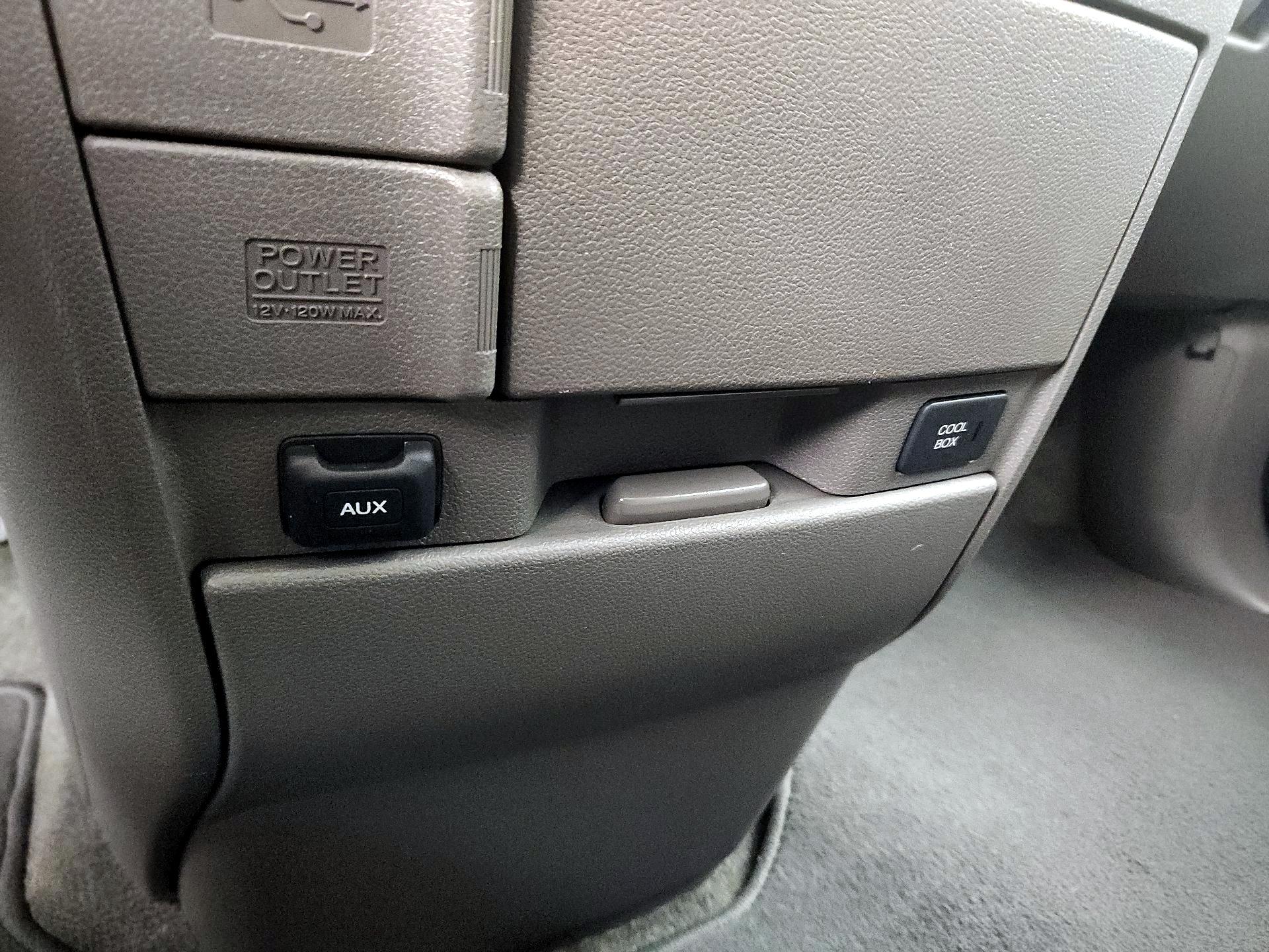 Thumbnail: 2016 Honda Odyssey - 18