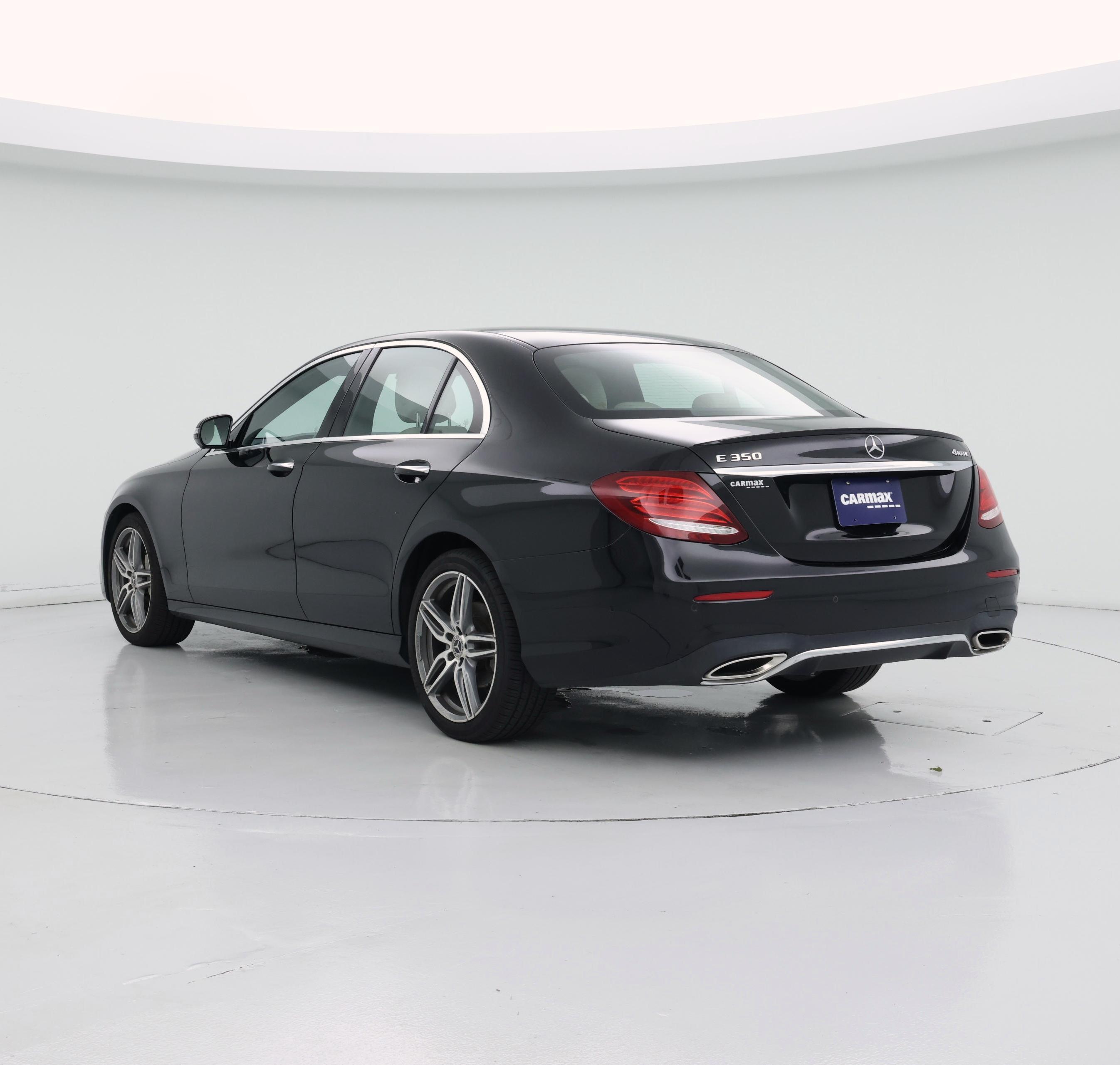 Thumbnail: 2020 Mercedes-Benz E-Class - 2