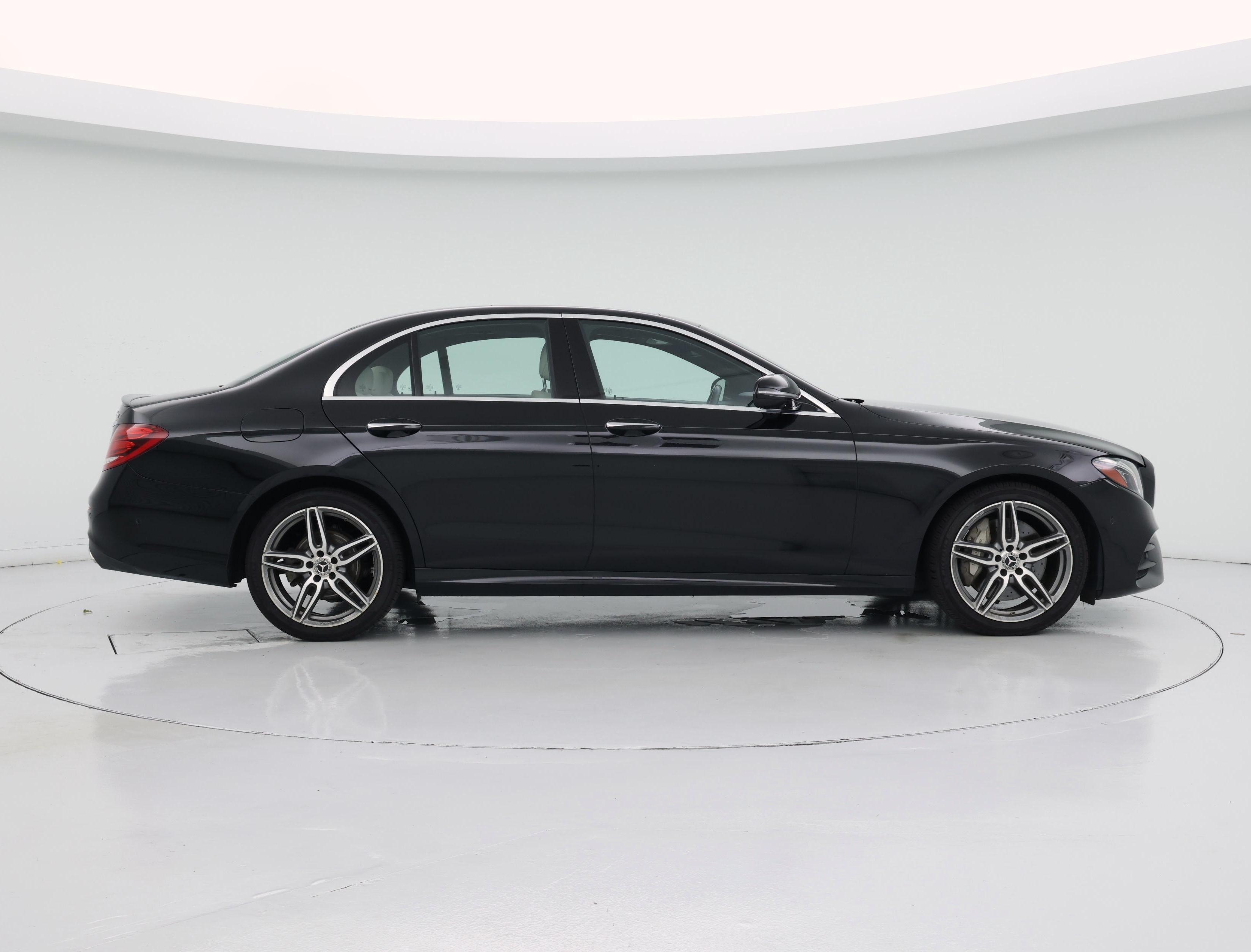 Thumbnail: 2020 Mercedes-Benz E-Class - 7