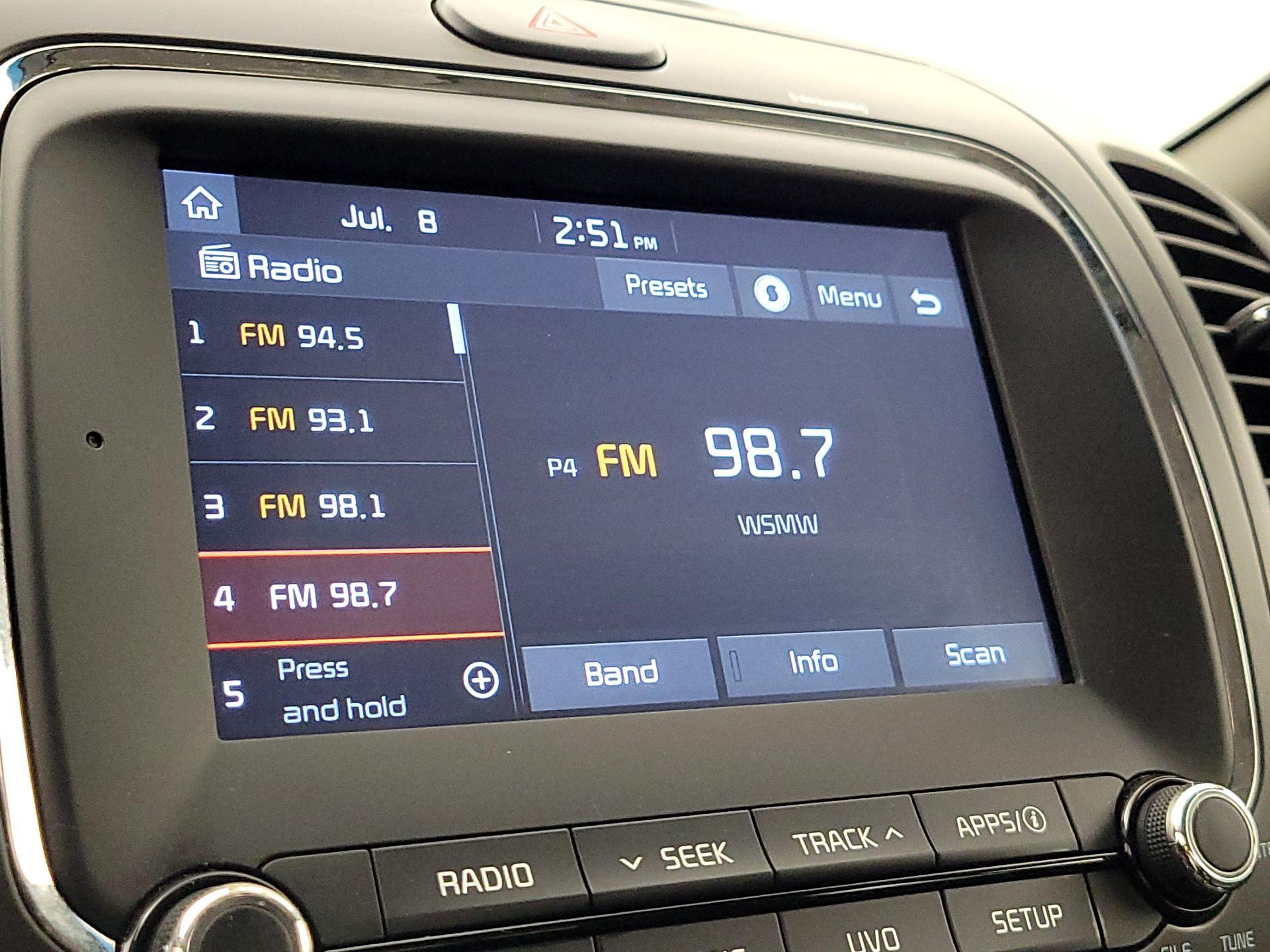Thumbnail: 2018 Kia Forte - 15