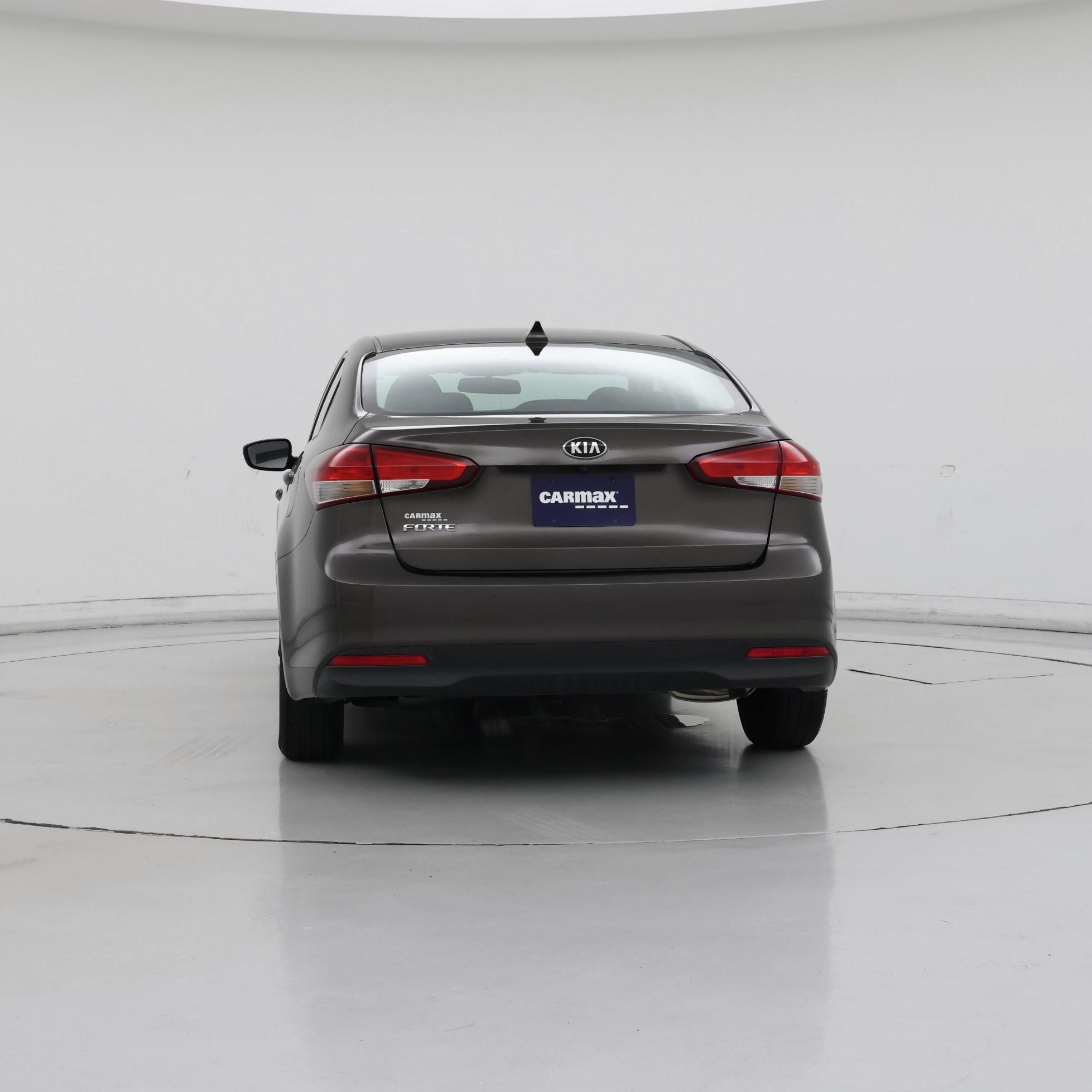 Thumbnail: 2018 Kia Forte - 6