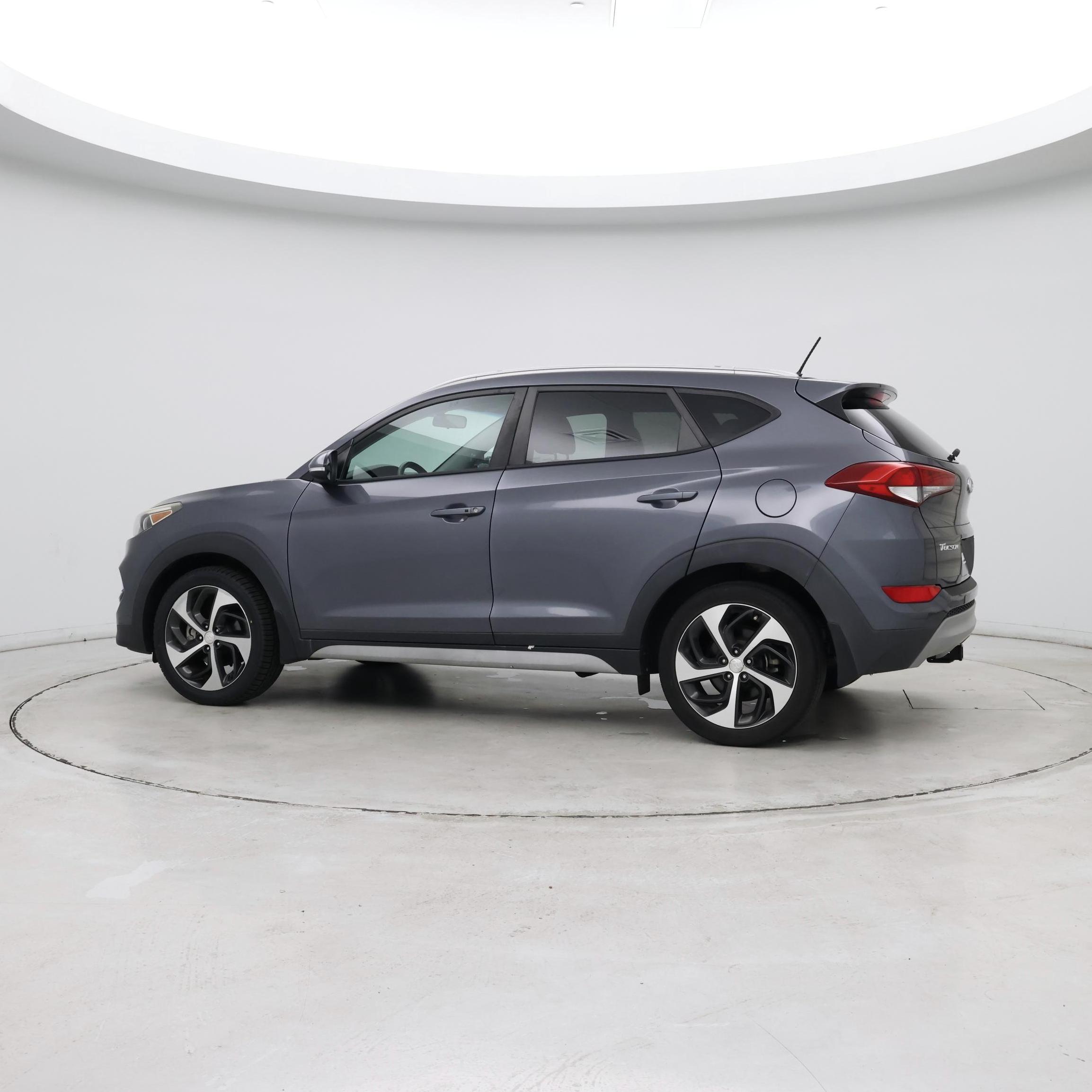 Thumbnail: 2017 Hyundai Tucson - 6