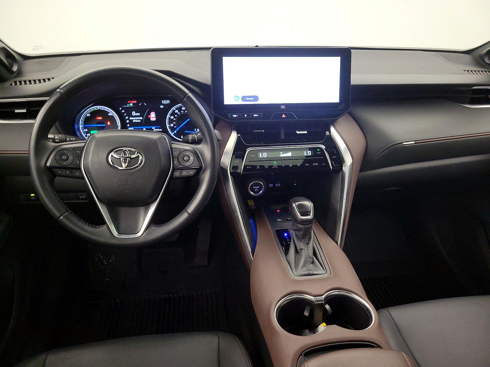 Thumbnail: 2024 Toyota Venza - 9